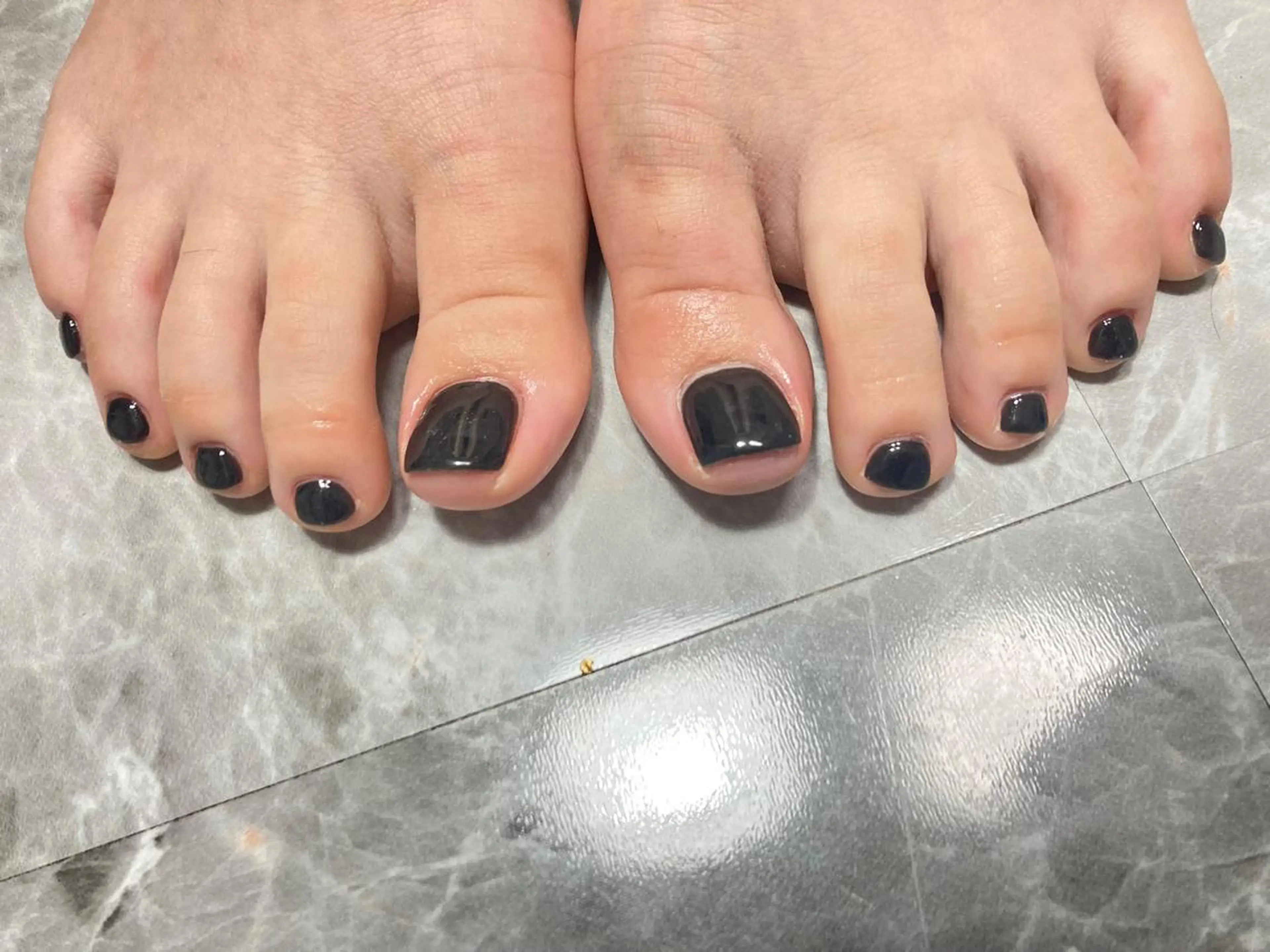 ショート ネイル ハンドネイル フットネイル ✴︎ Delightのネイルデザイン