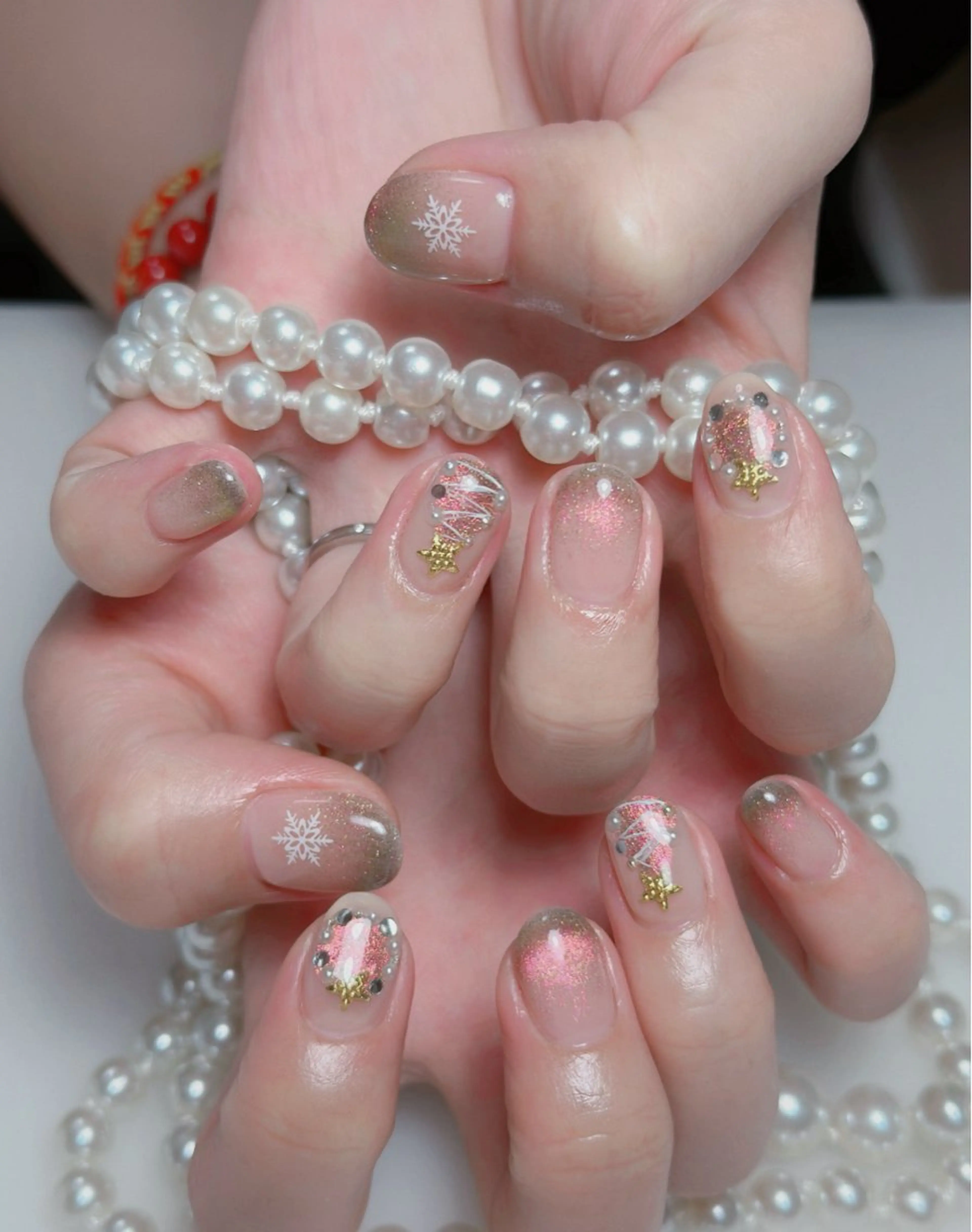 ネイル オーロラネイル 長さ出し フットネイル 韓国ネイル ラメ(グリッター) ハンドネイル 👍thumbs up nail👍のネイルデザイン