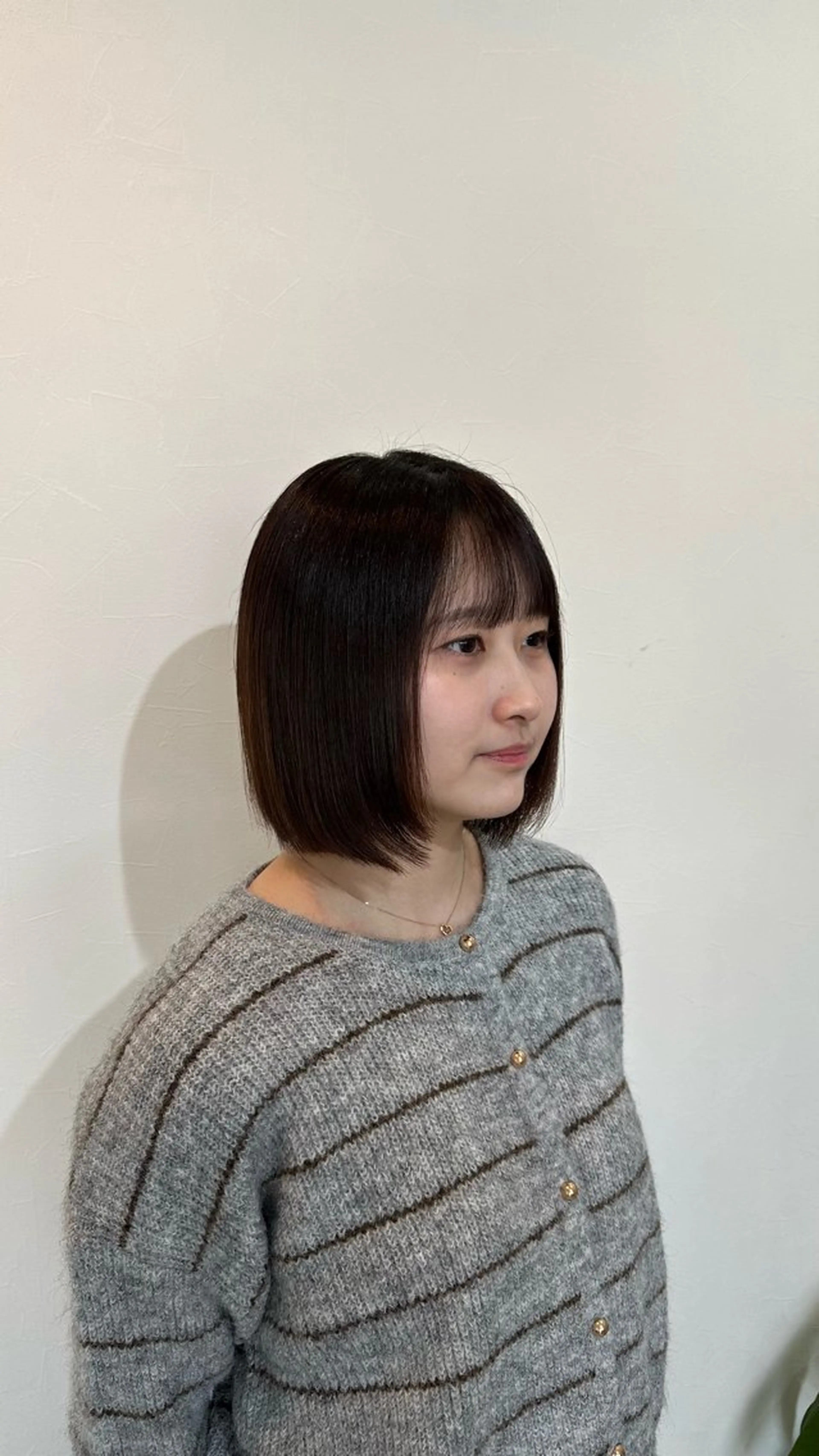 前髪カット+前髪ストレートの写真