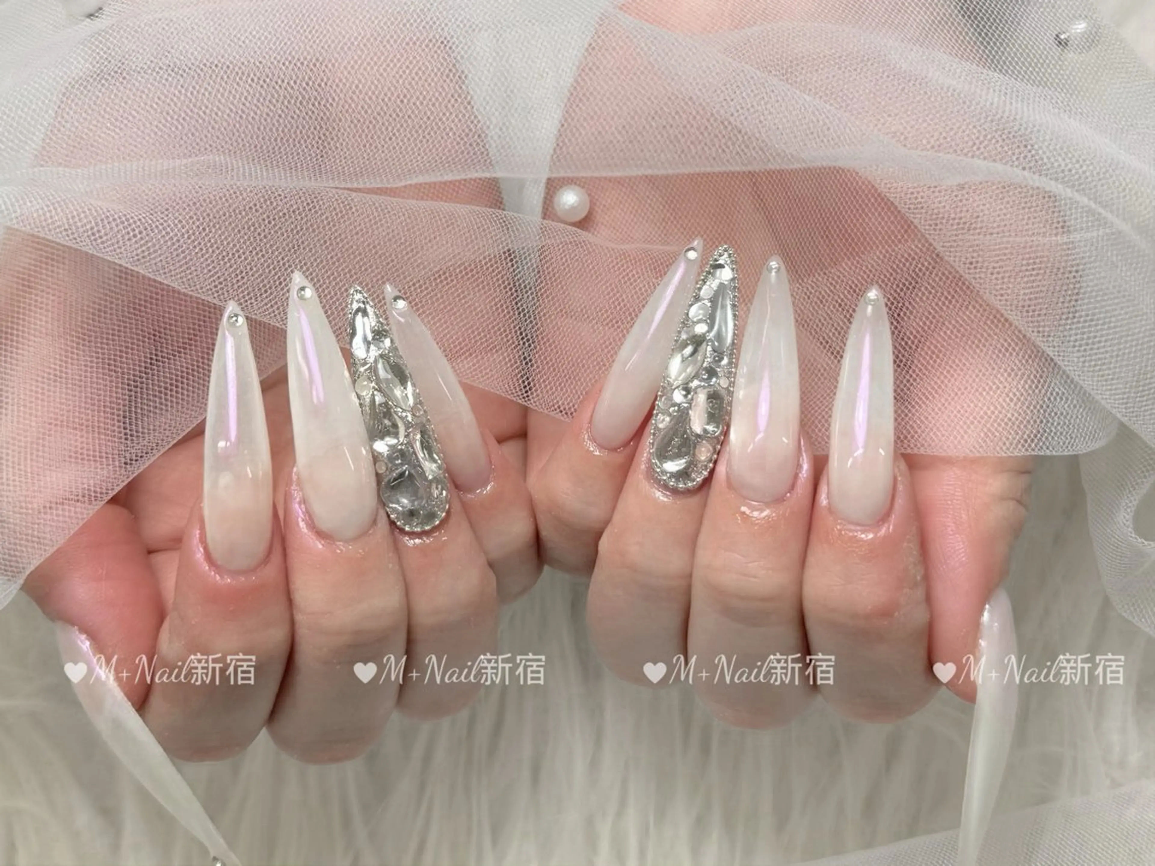 ネイル ハンドネイル M+Nail新宿所属・M+Nail 新宿のネイルデザイン