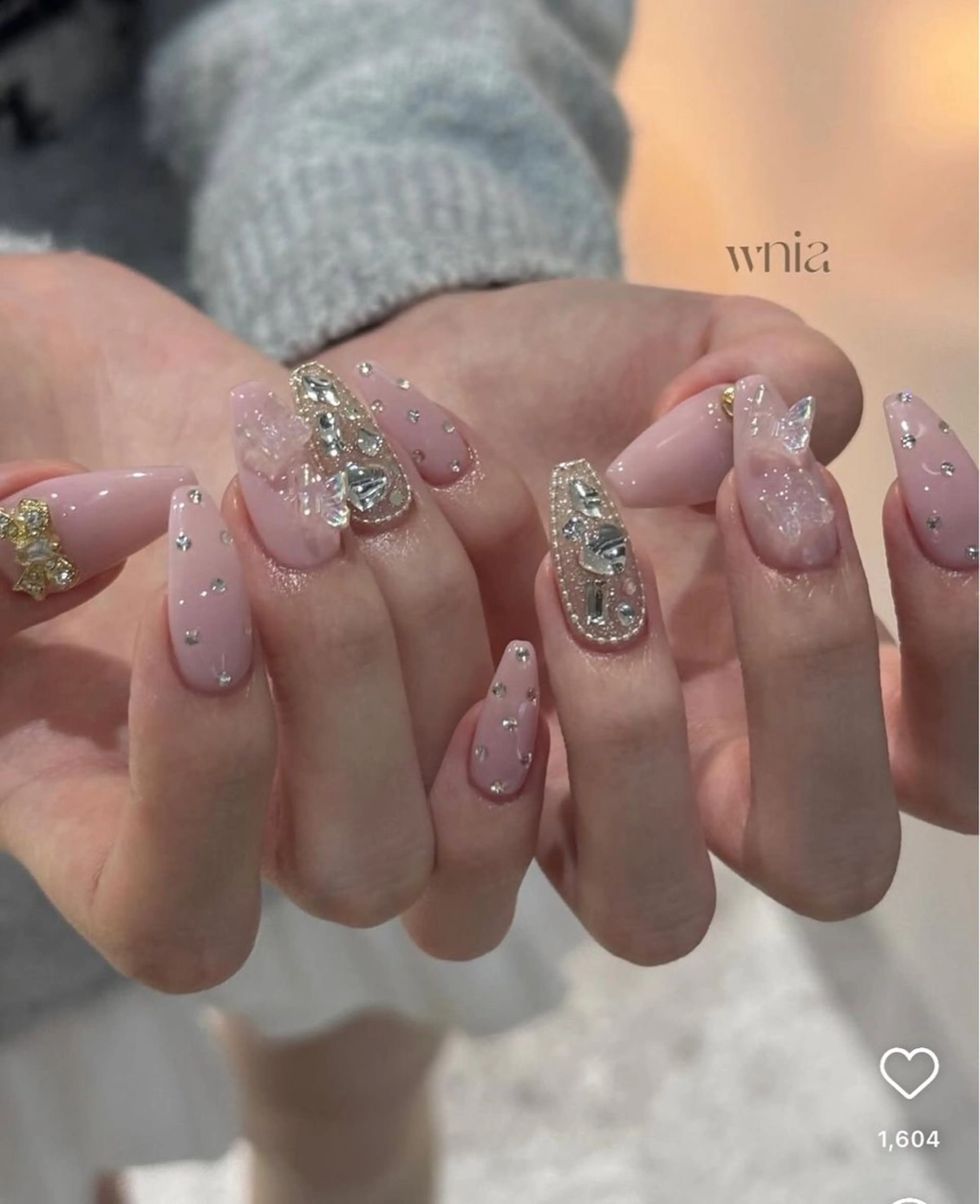ネイル グラデーション ラメ(グリッター) マグネットネイル ミラーネイル ニュアンスネイル ハンドネイル Lumi de nails所属・Lumi de nailsのネイルデザイン