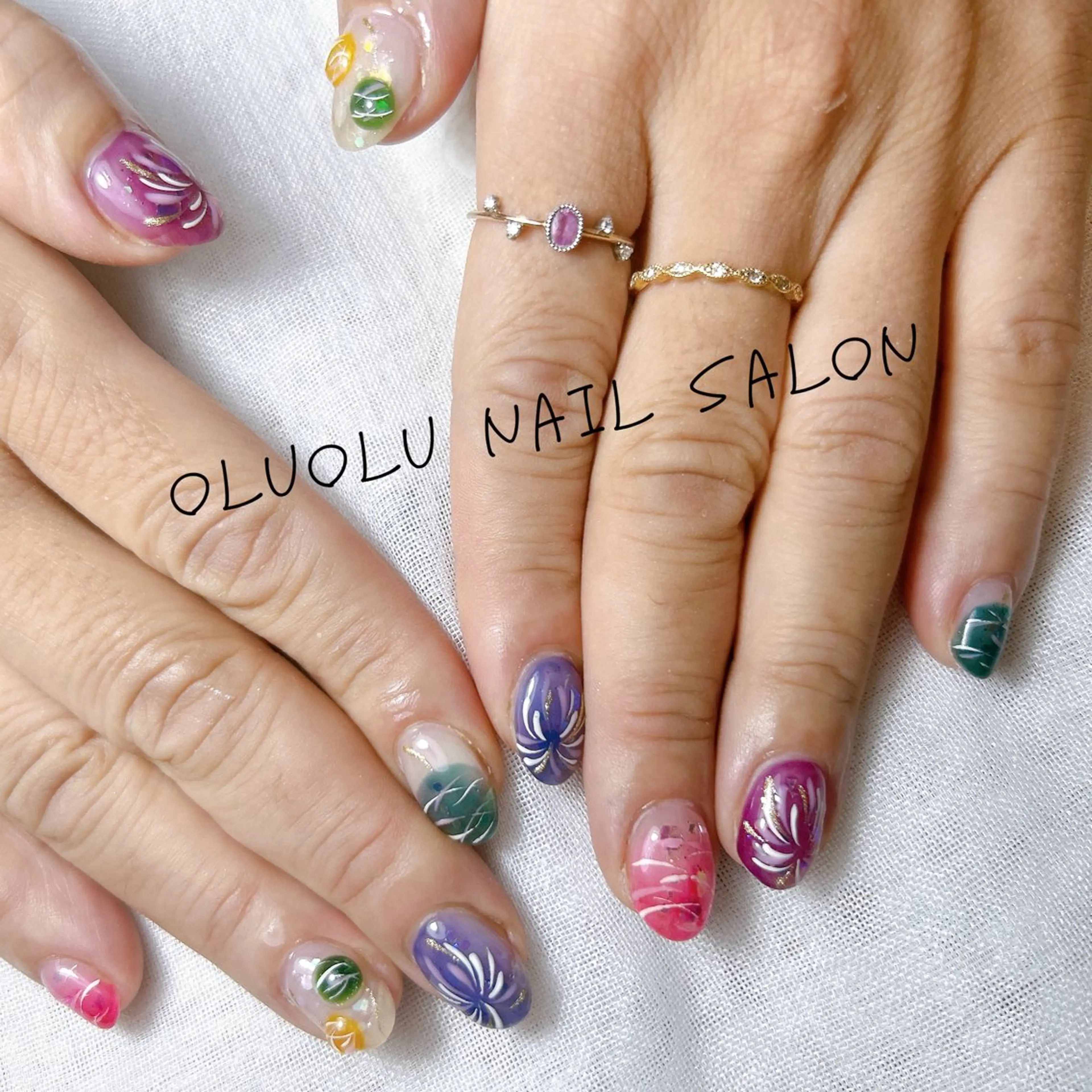 ネイル ヨーヨーネイル oluolu nailsalonのネイルデザイン