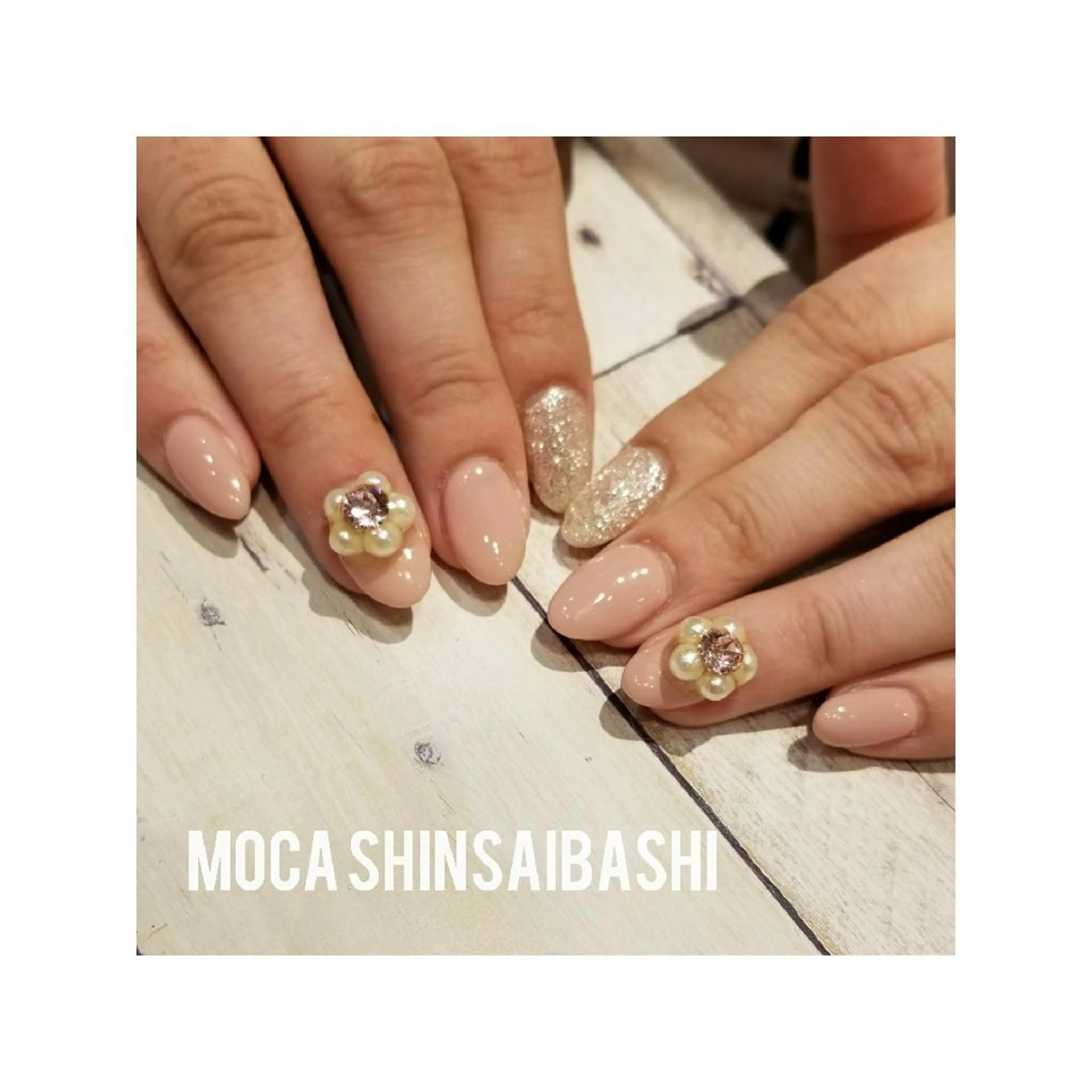 ネイル シンプルネイル 春ネイル gotoday新宿店所属・鈴木 ゆいのネイルデザイン