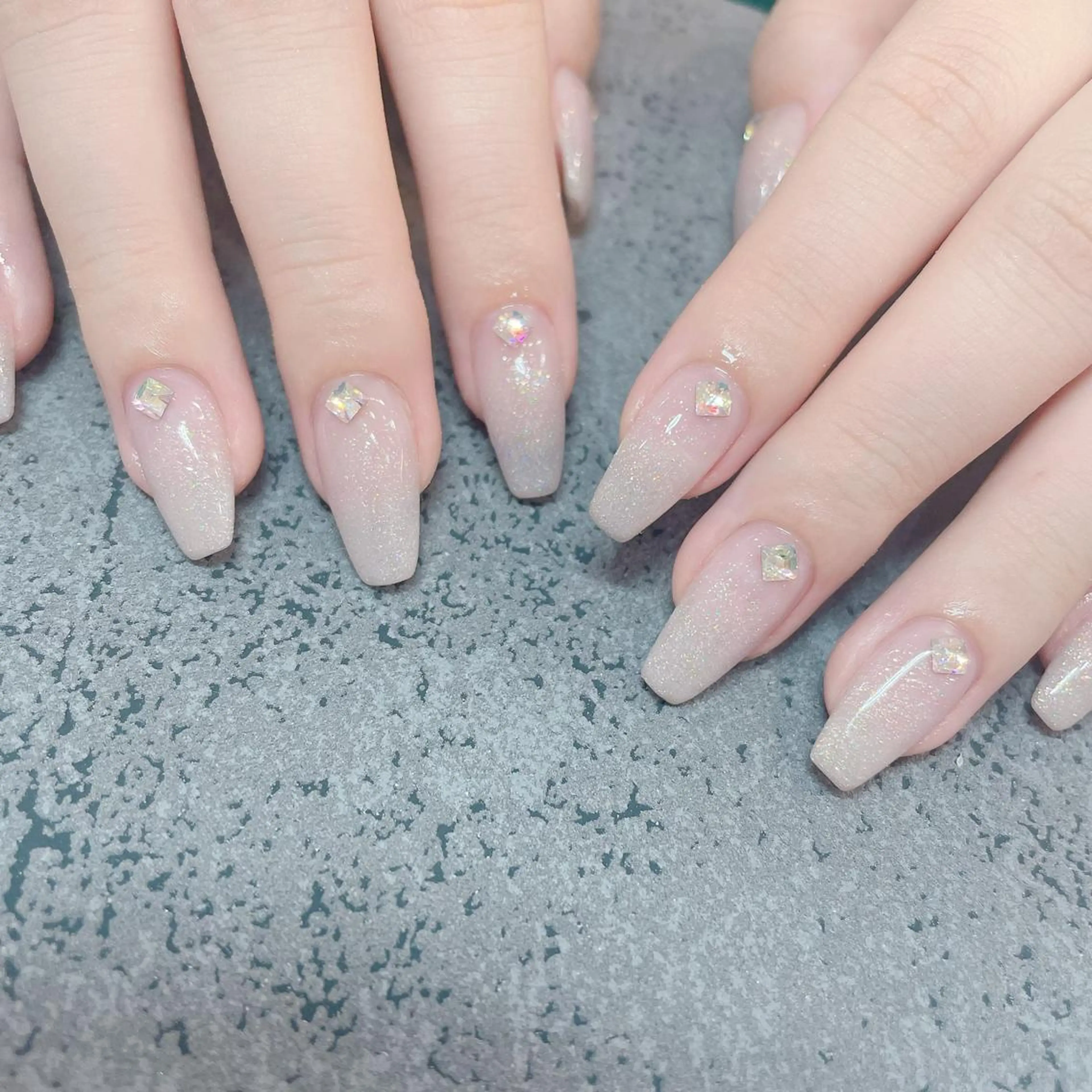 ネイル バニーアイズ　ネイル ニューオータニ博多店のネイルデザイン