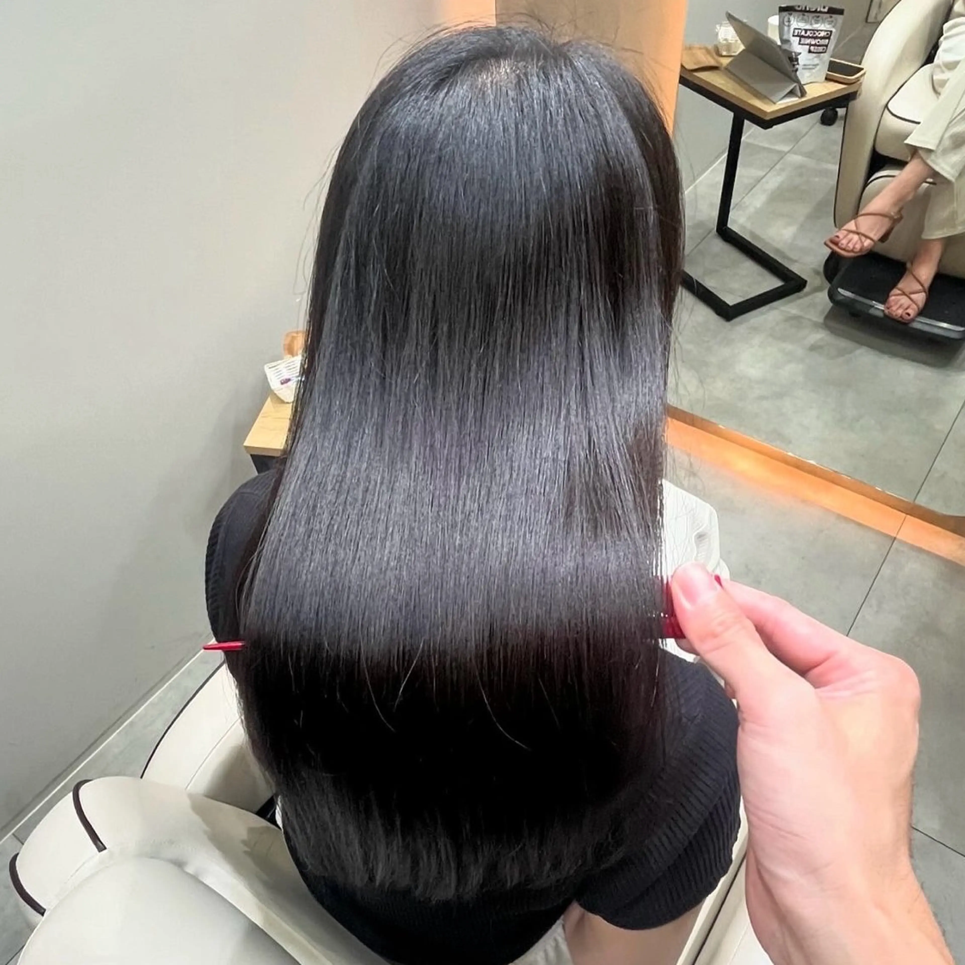 ロング 縮毛矯正 トリートメント Soleriaソレリア所属・おしゃれ染めで白髪を 染める/山口玲緒奈のヘアスタイル