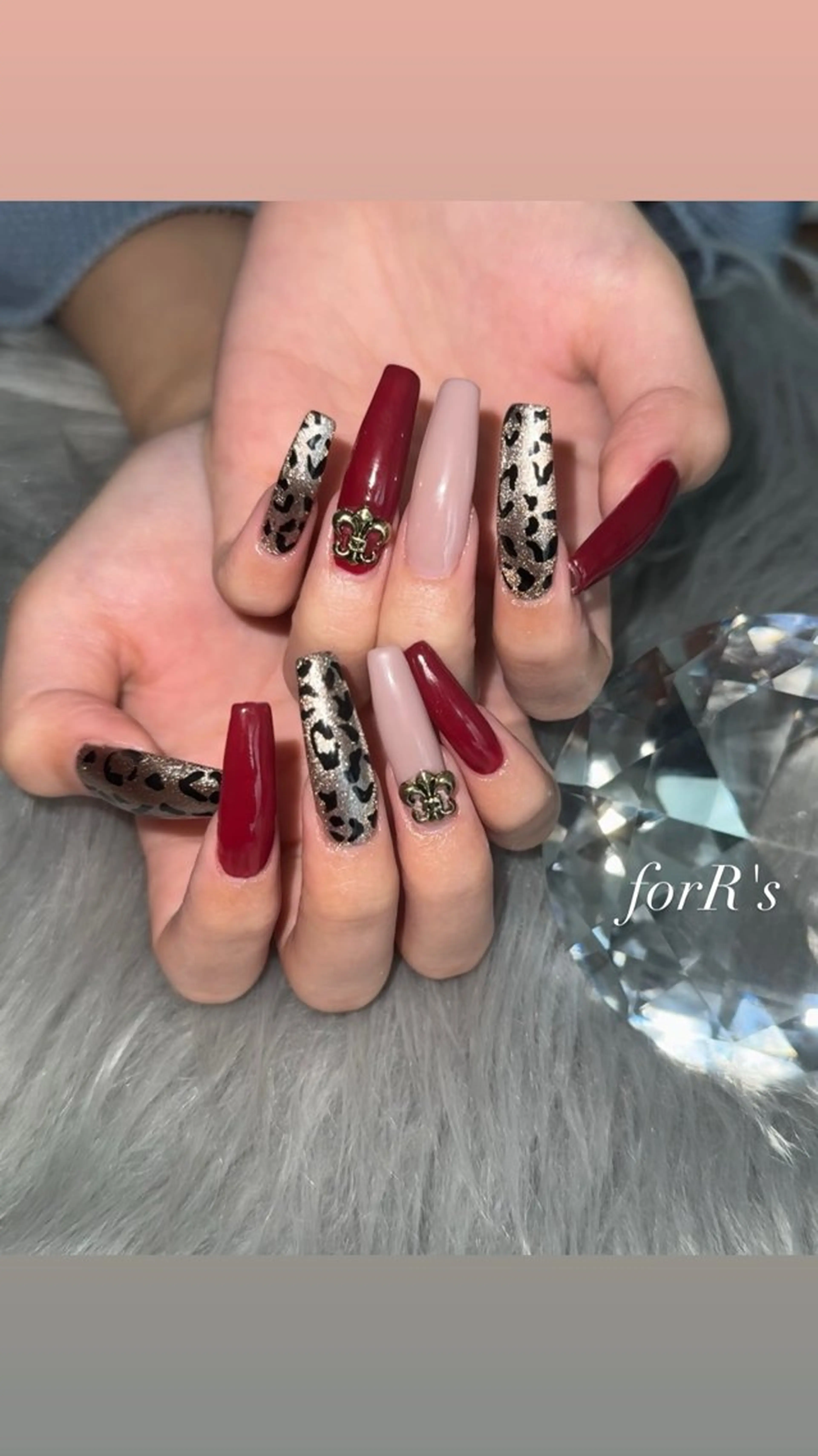 ロング ロング forR's AIKAのネイルデザイン