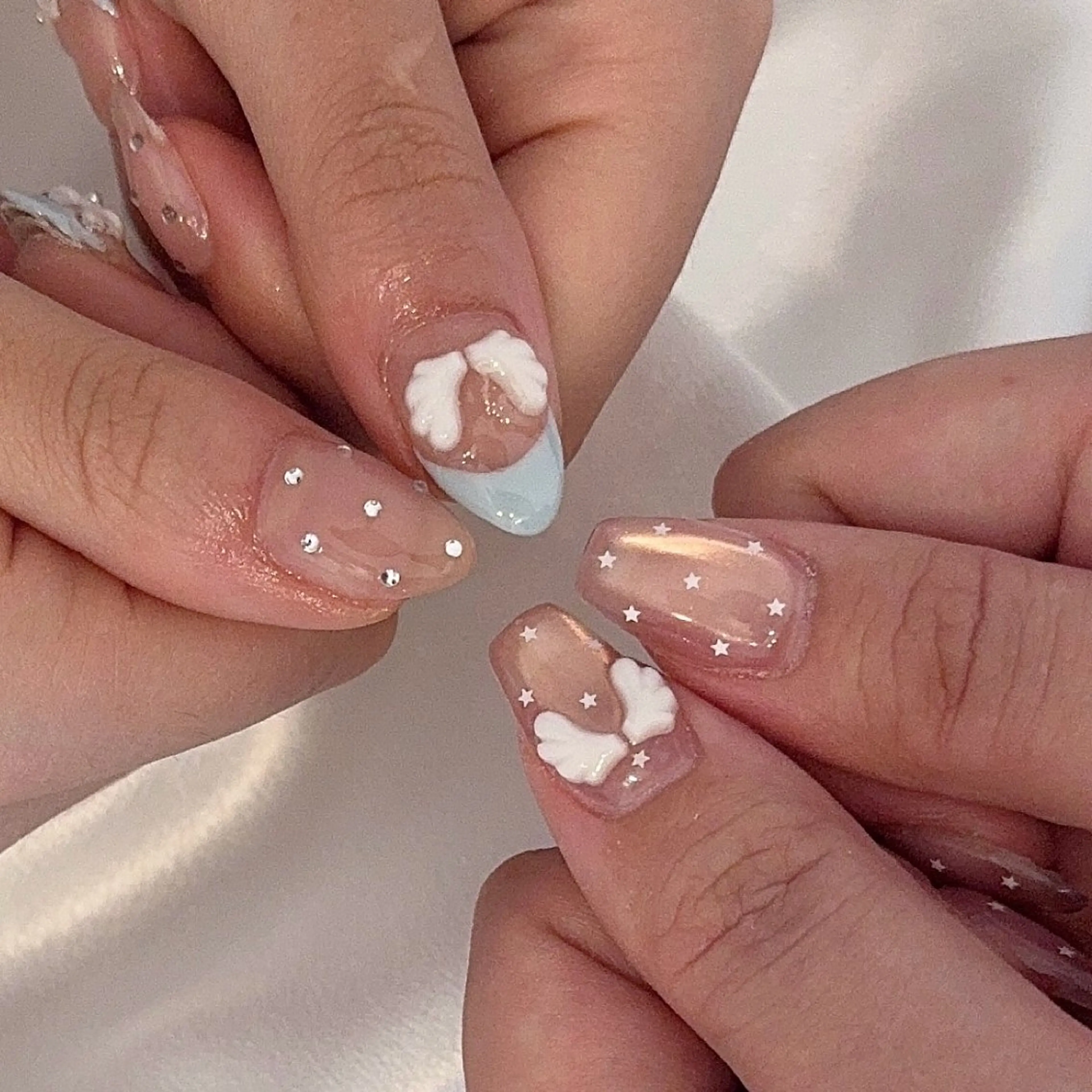 ネイル シュシュ 🎀 girly nailのネイルデザイン