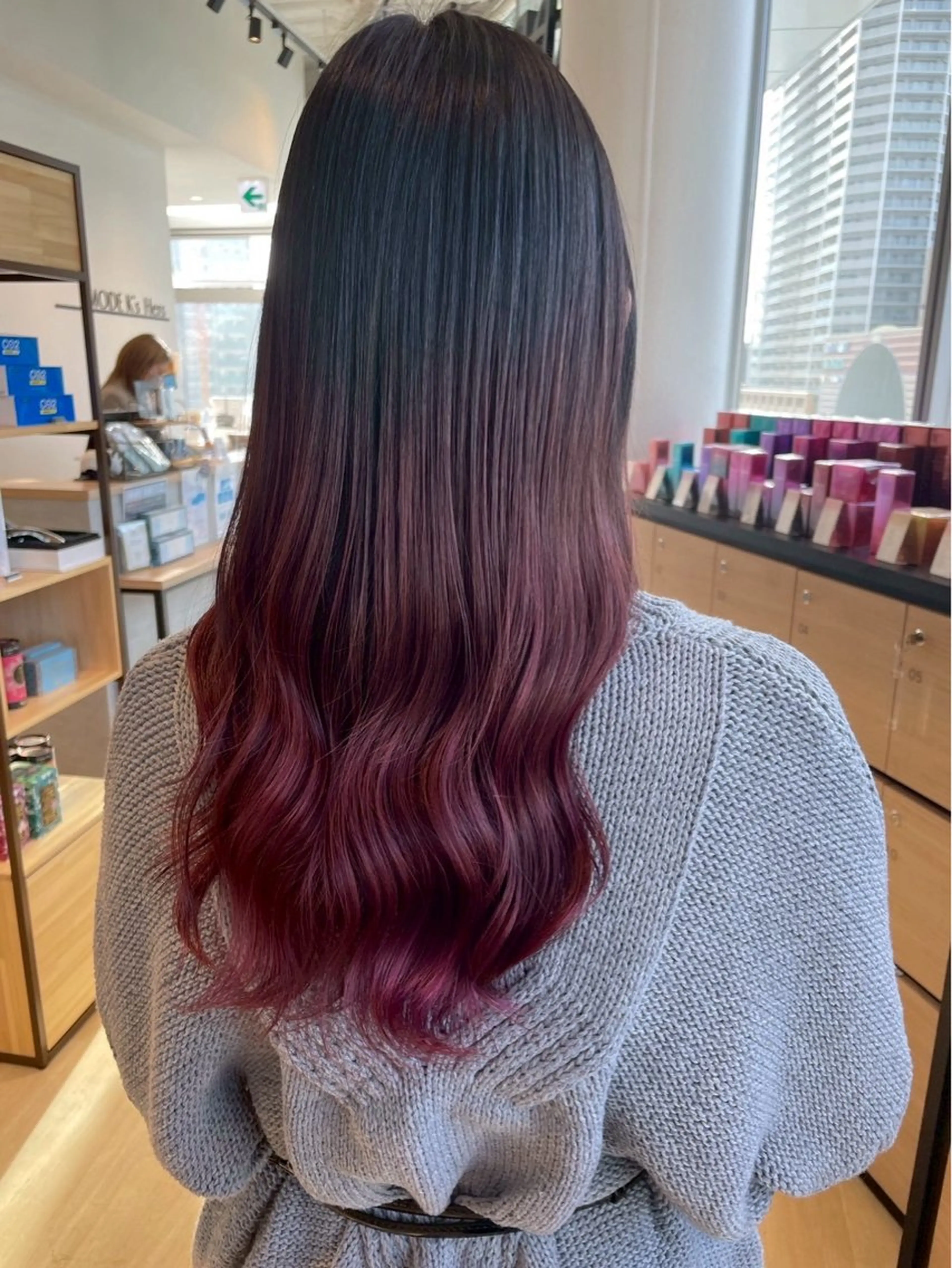 カラー ヘアカラー ニワ サクラコのヘアスタイル