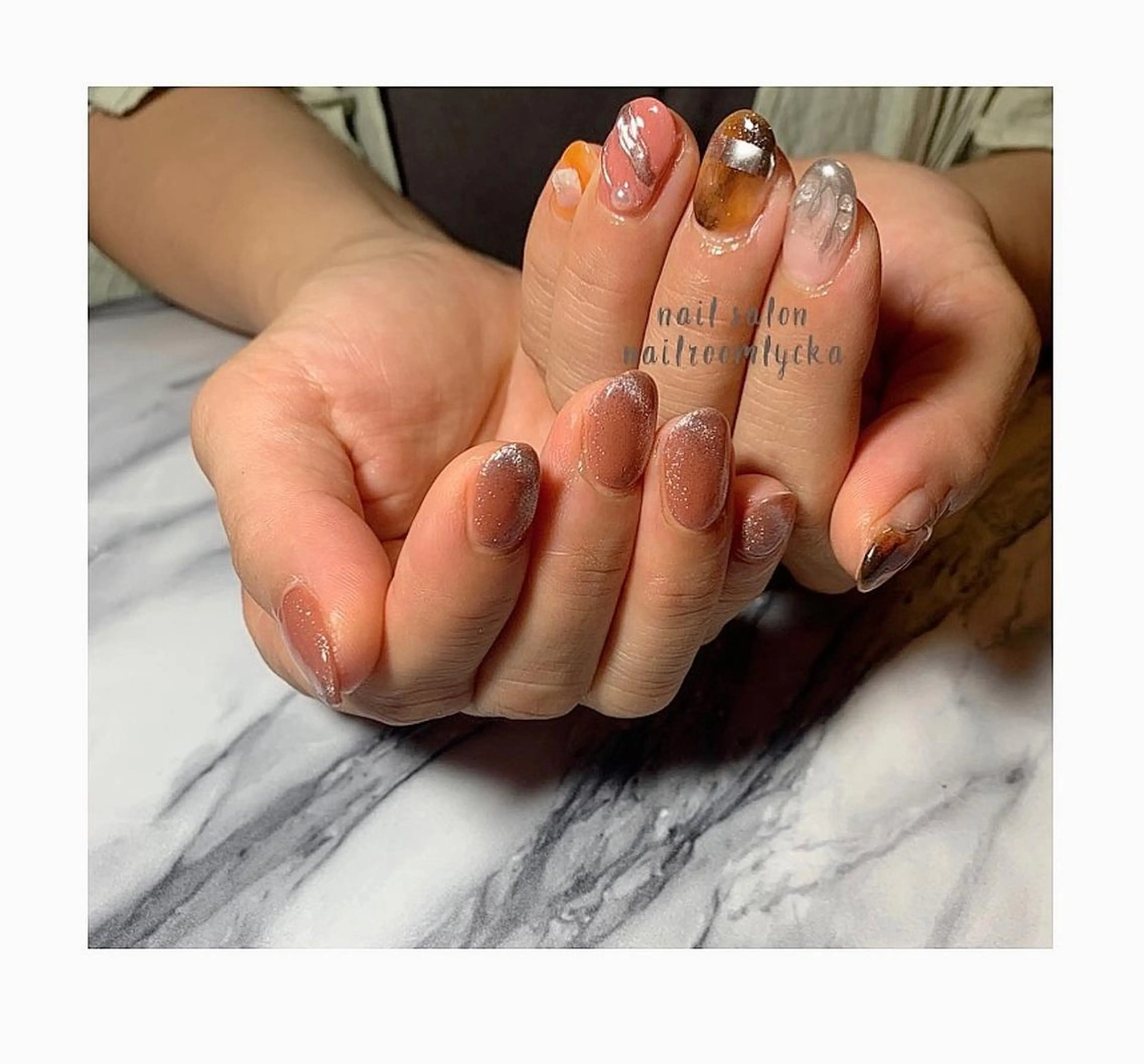 ネイル ﾈｲﾙﾙｰﾑﾘｯｶ 𝐦𝐚𝐲𝐮のネイルデザイン