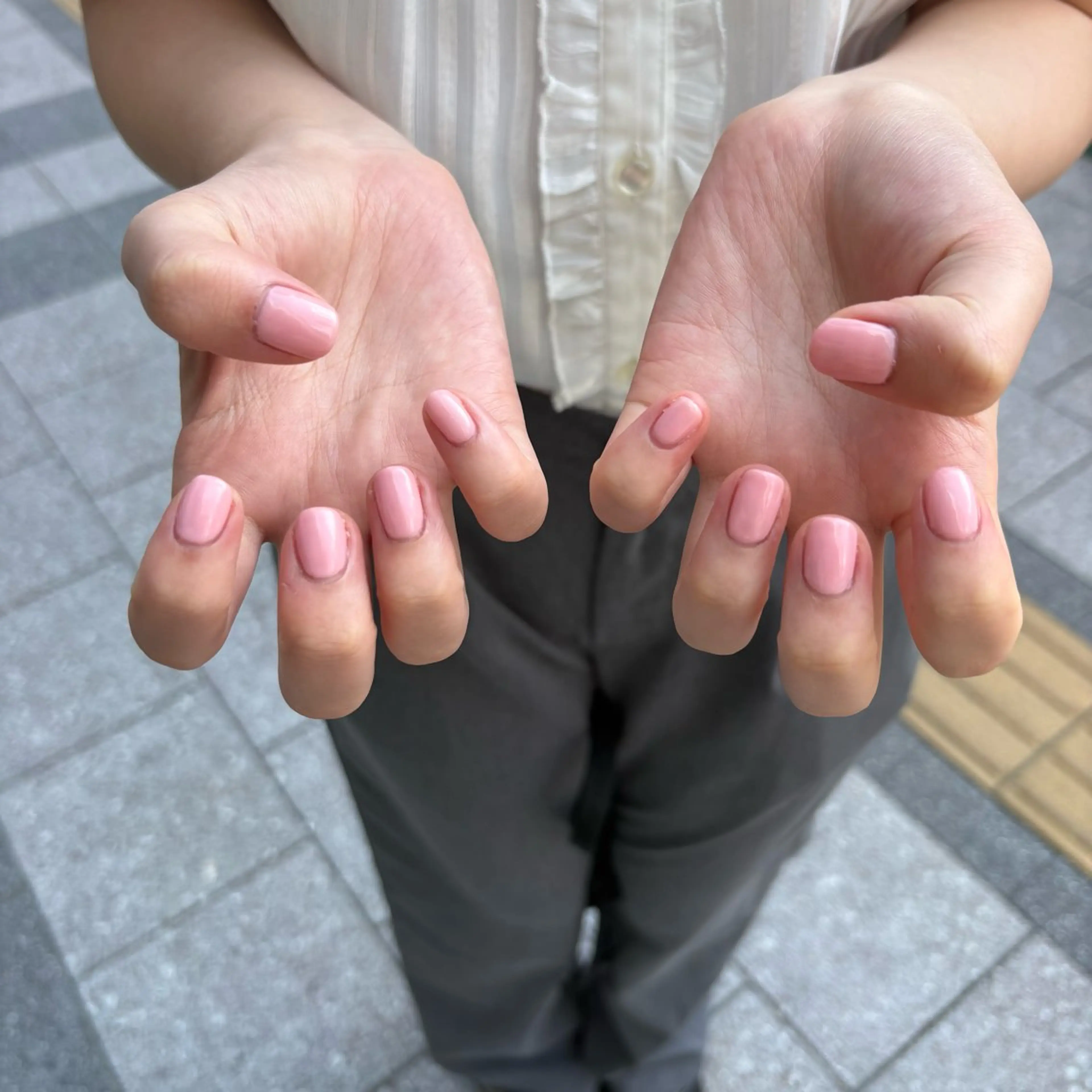 ネイル ハンドネイル 似合わせカラー✩.* ハイトーン/リナのヘアスタイル