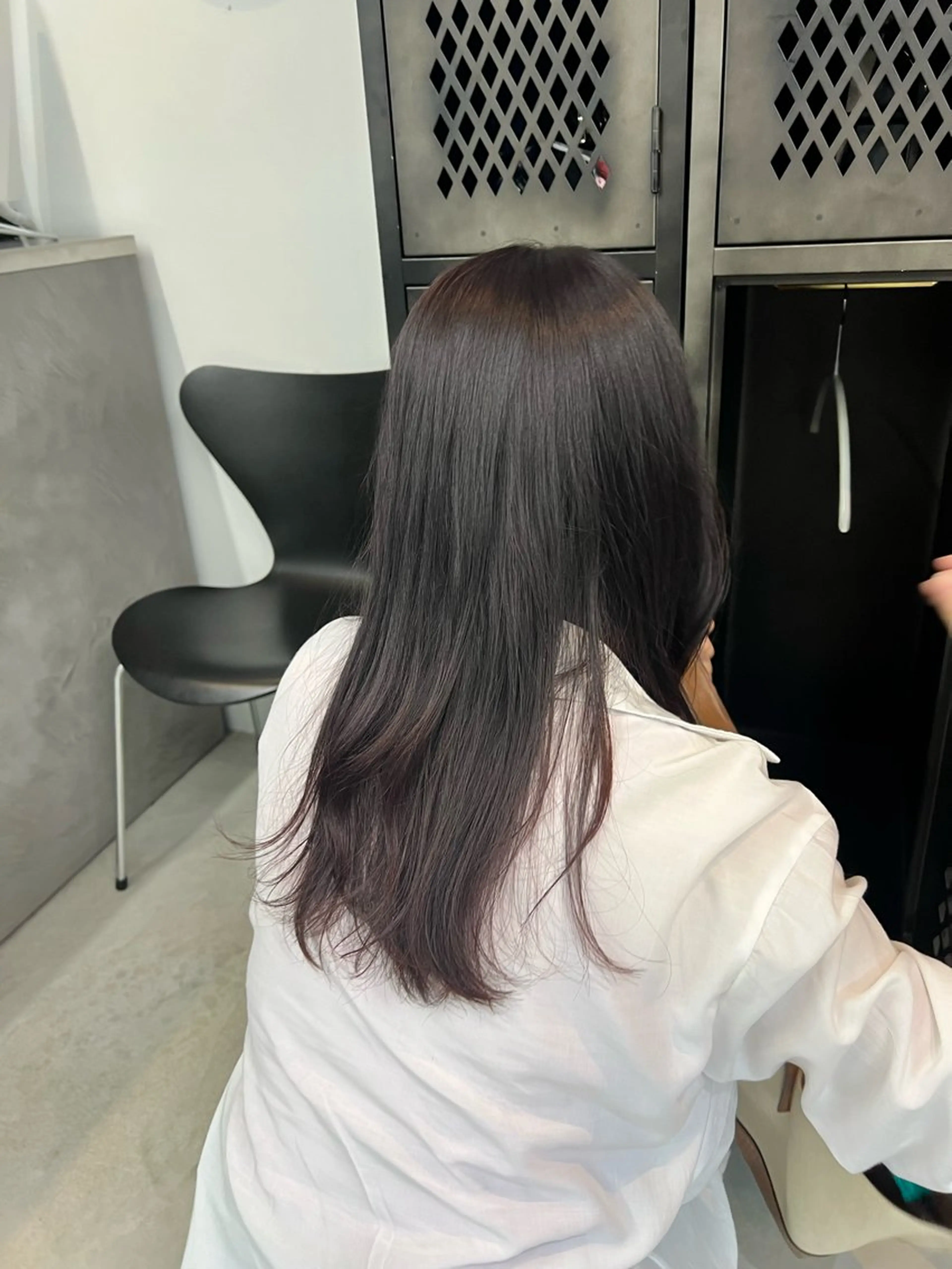 ミディアム INORI /フェイスレイヤーのヘアスタイル