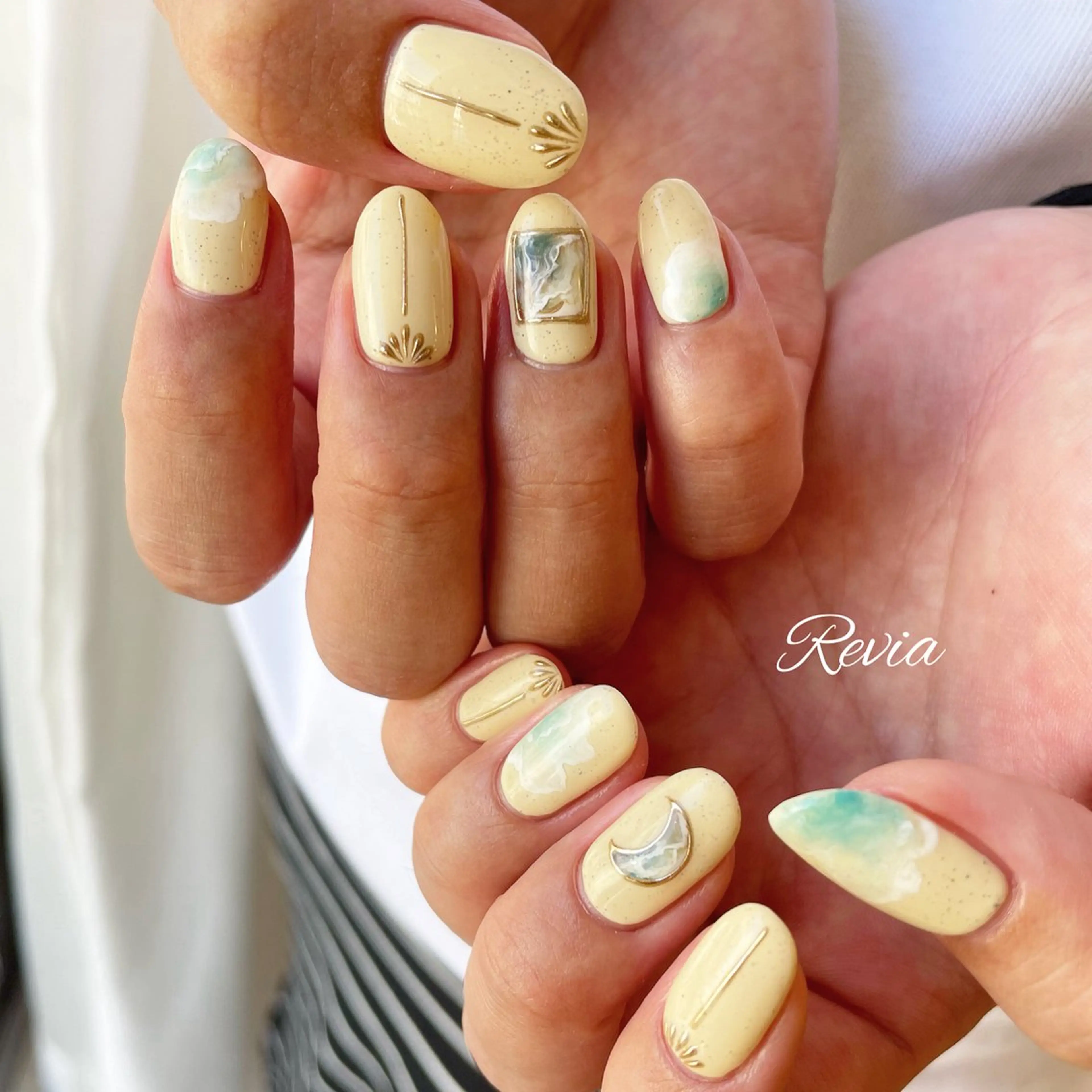 ネイル ハンドネイル revia所属・ERI Nailistのネイルデザイン