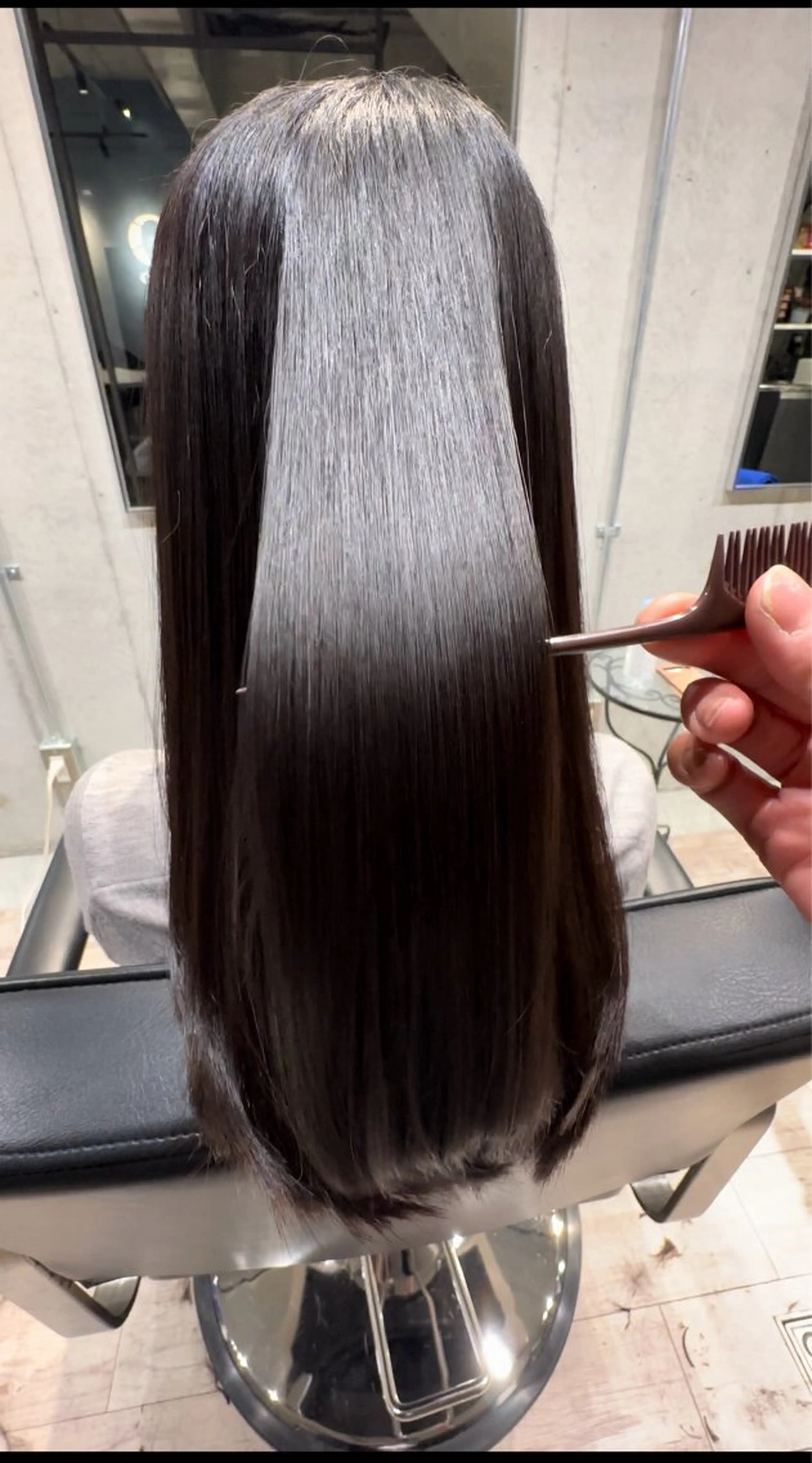 ロング 髪質改善 トリートメント 小林 伊織のヘアスタイル