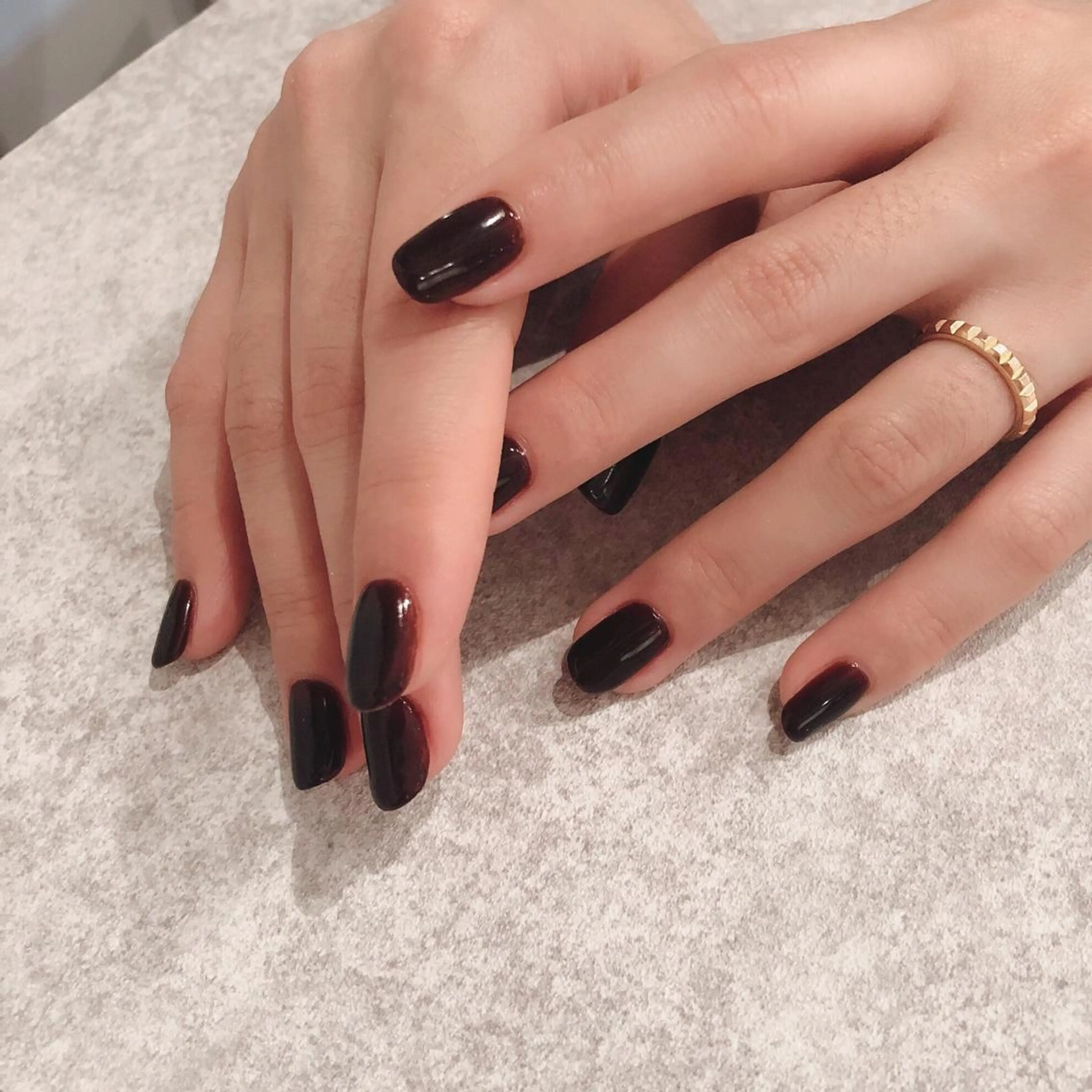 ネイル ブラウン MAXKELLY 恵比寿所属・maxkelly 恵比寿　オカモトのネイルデザイン