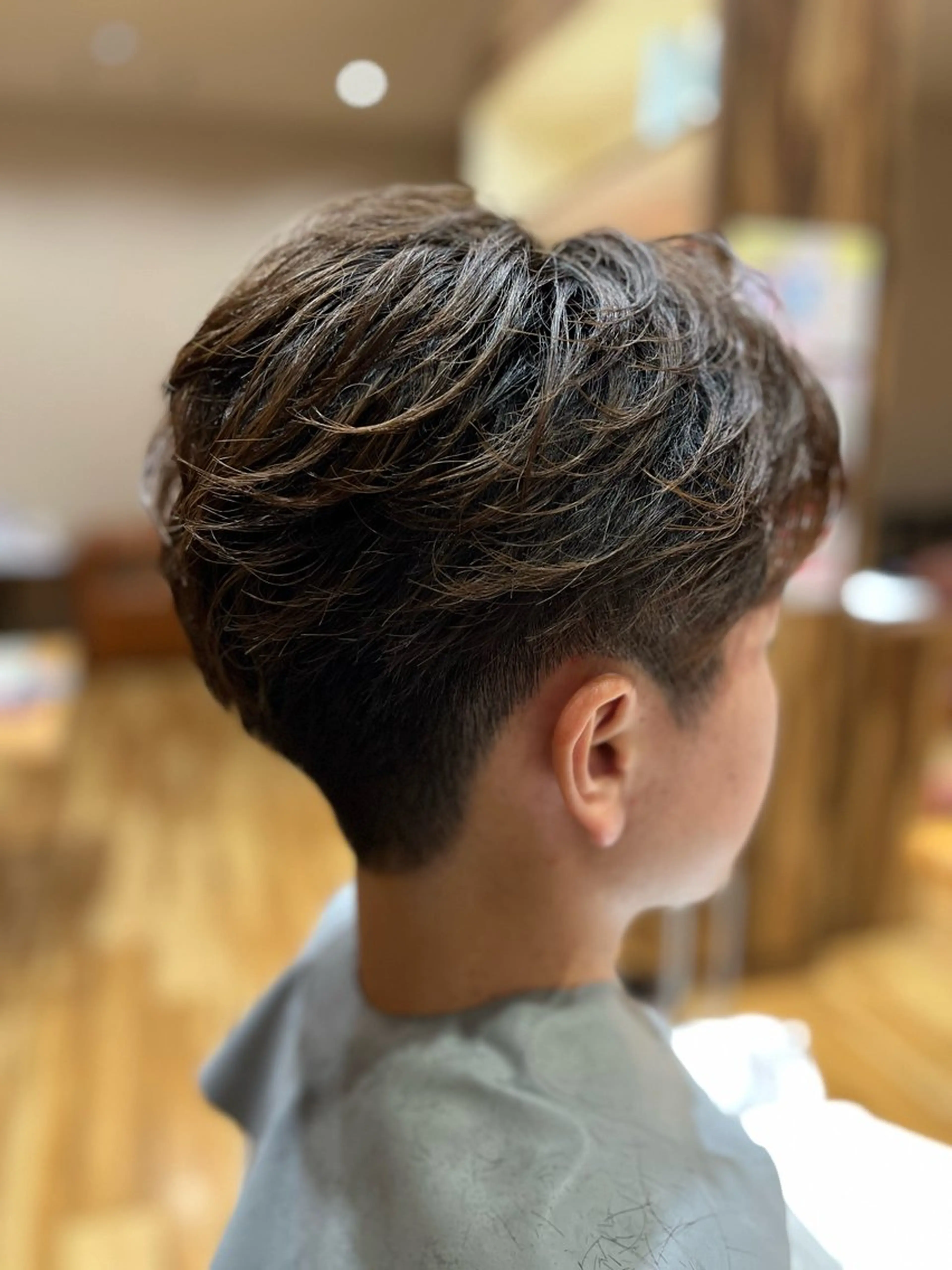 メンズ センターパート メンズ韓国風 カット komorebi 拓海のヘアスタイル