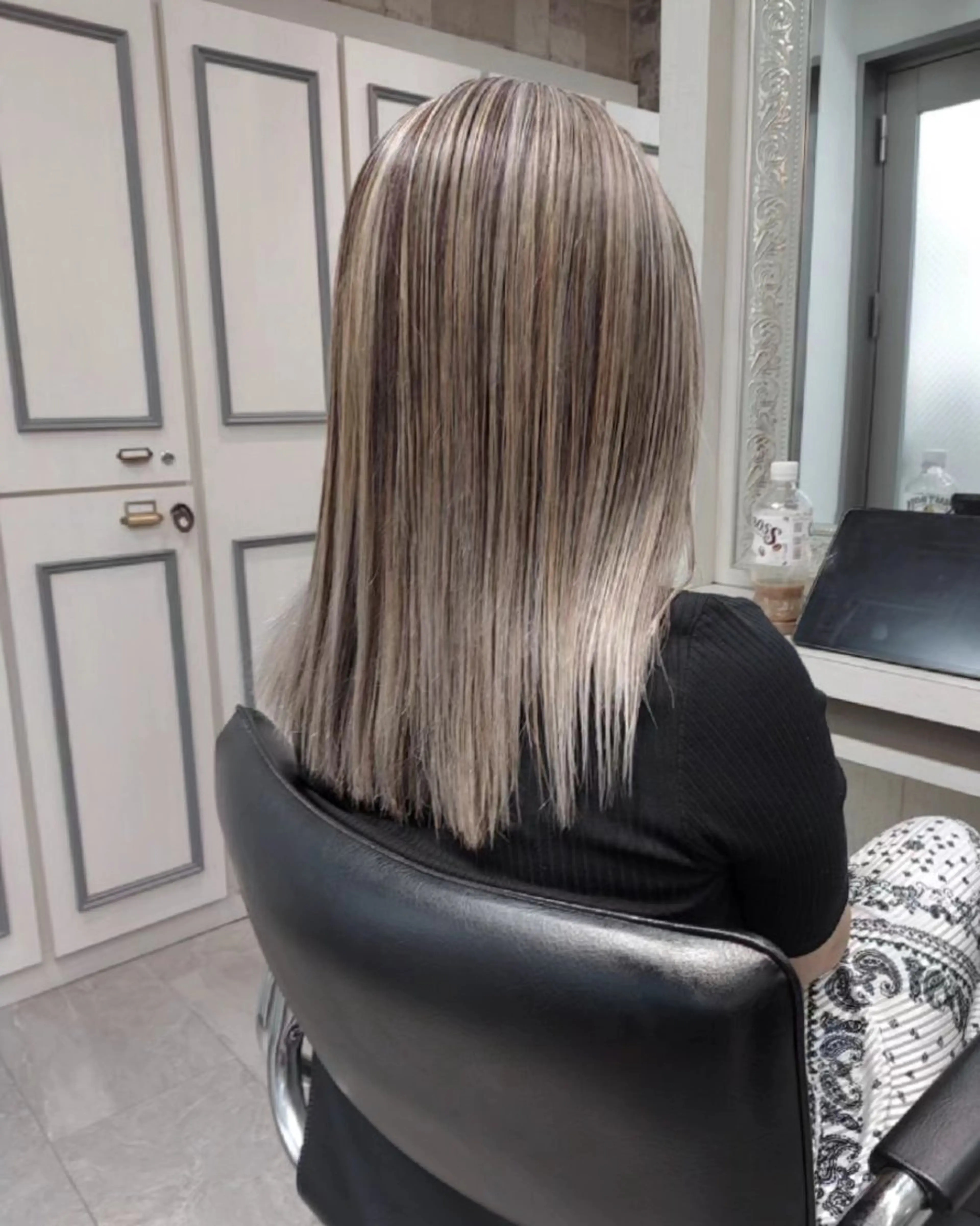 セミロング カラー ハイライトカラー ハイライト ヘアカラー トリートメント grow上野御徒町【グロウ】所属・ブリーチ・ハイトーン 特化🎉内山のヘアスタイル