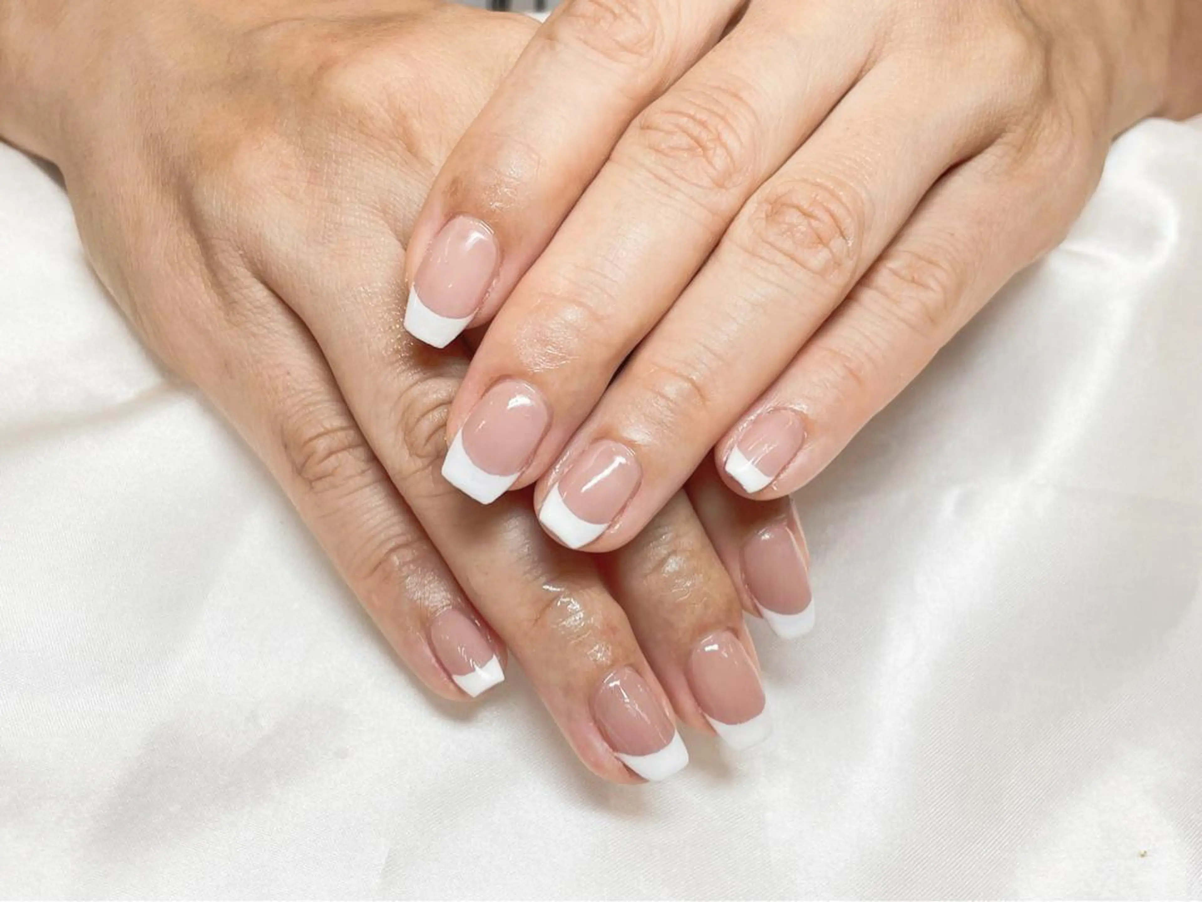 ネイル Ui_Amor (パラジェル)のネイルデザイン