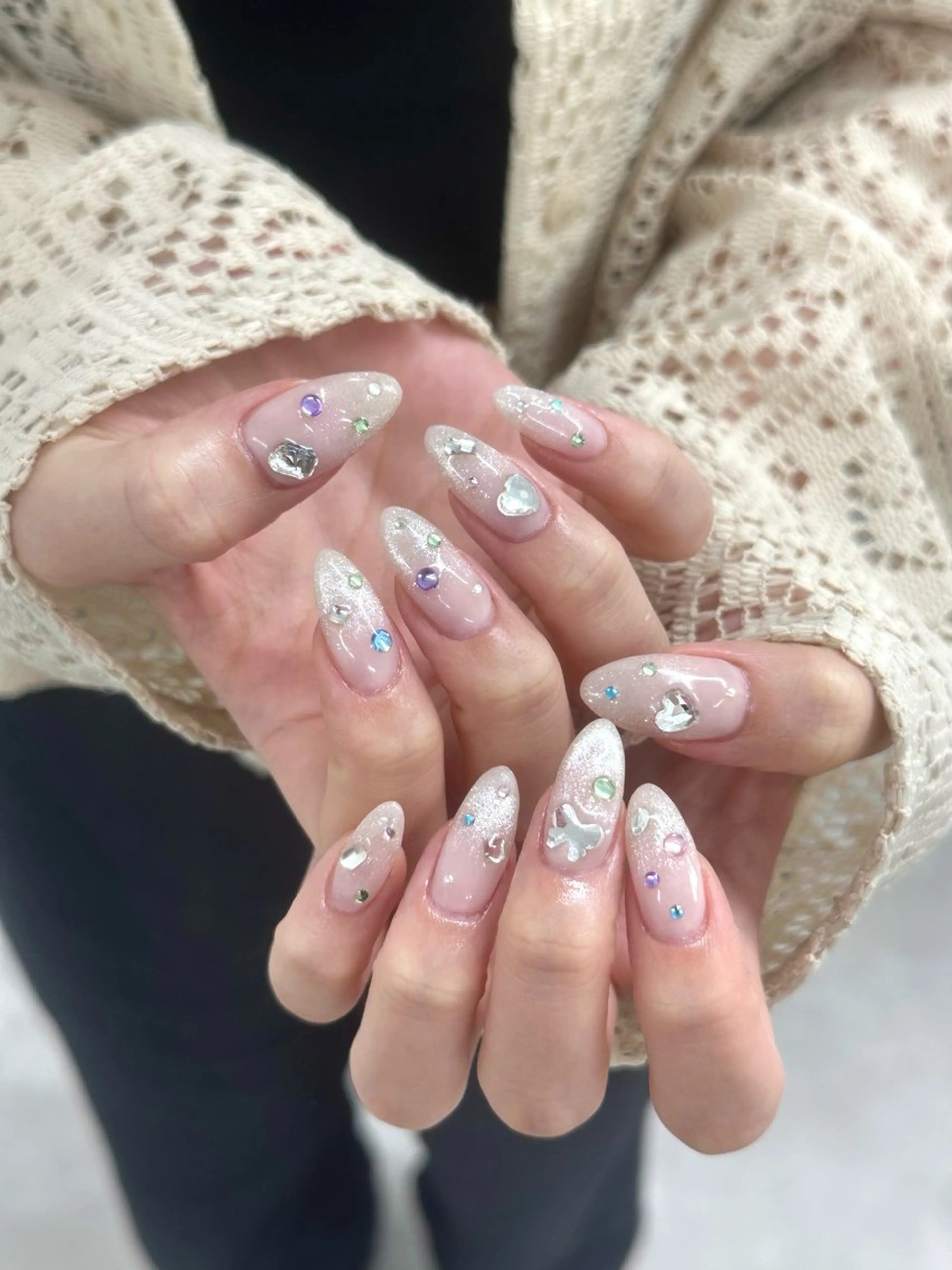 ネイル ハンドネイル 𝐦𝐢𝐲𝐮/韓 国𝐲𝟐𝐤ネイルのネイルデザイン