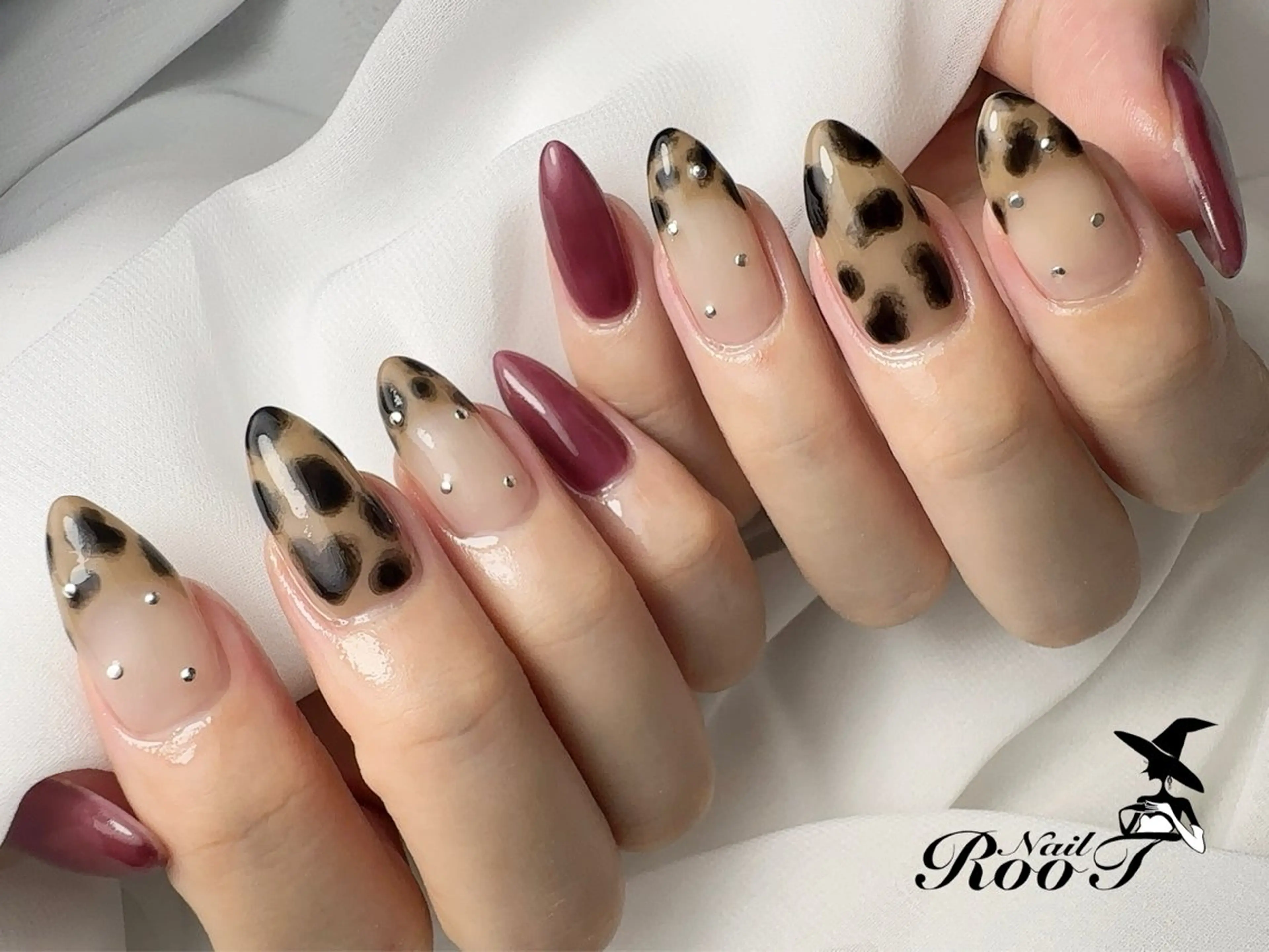 ネイル ハンドネイル RooT Nailのネイルデザイン