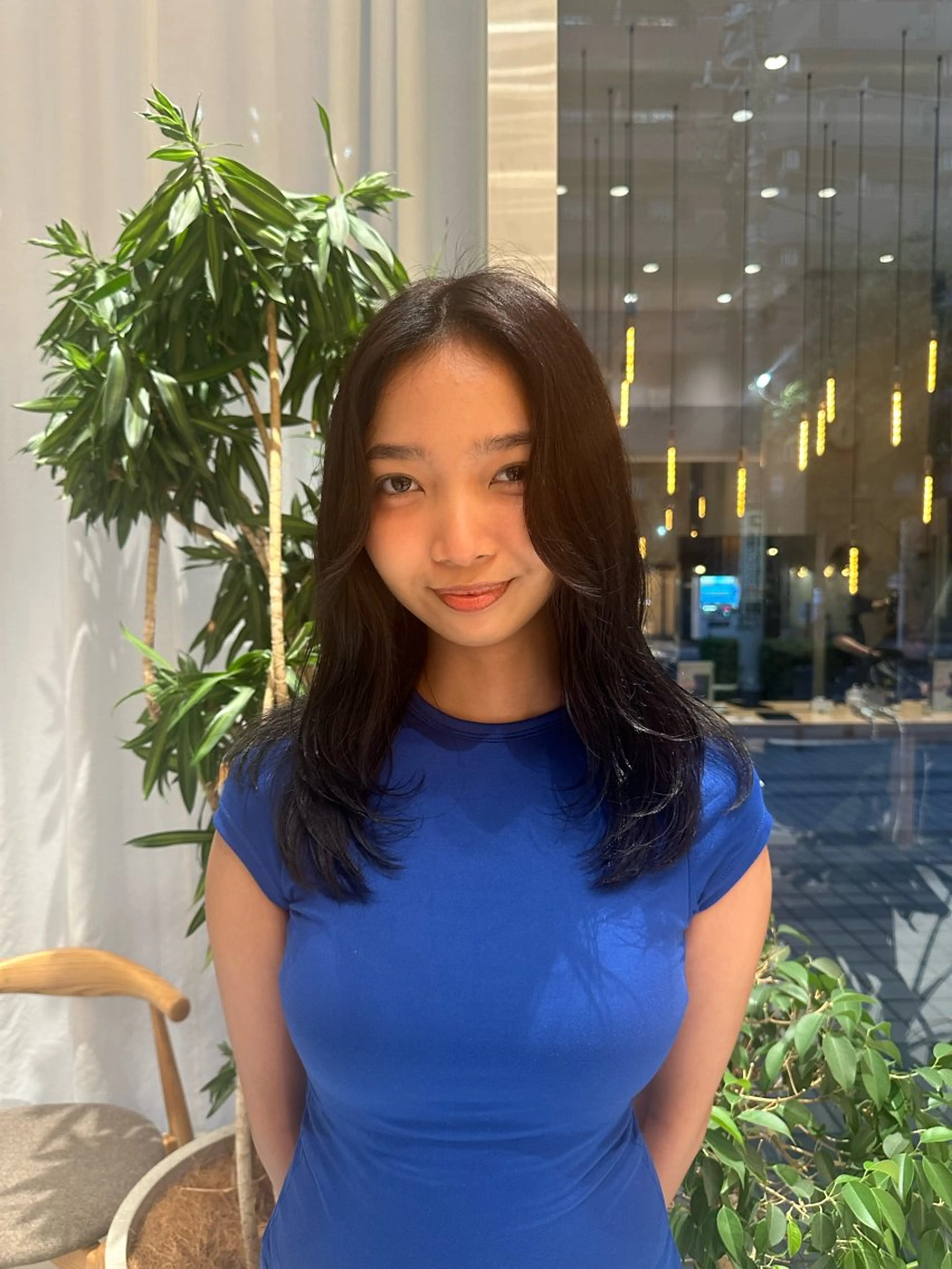 セミロング カラー カット ヘアカラー トリートメント ヘッドスパ ヘアセット 透ける艶カラー💎 ミオのヘアスタイル