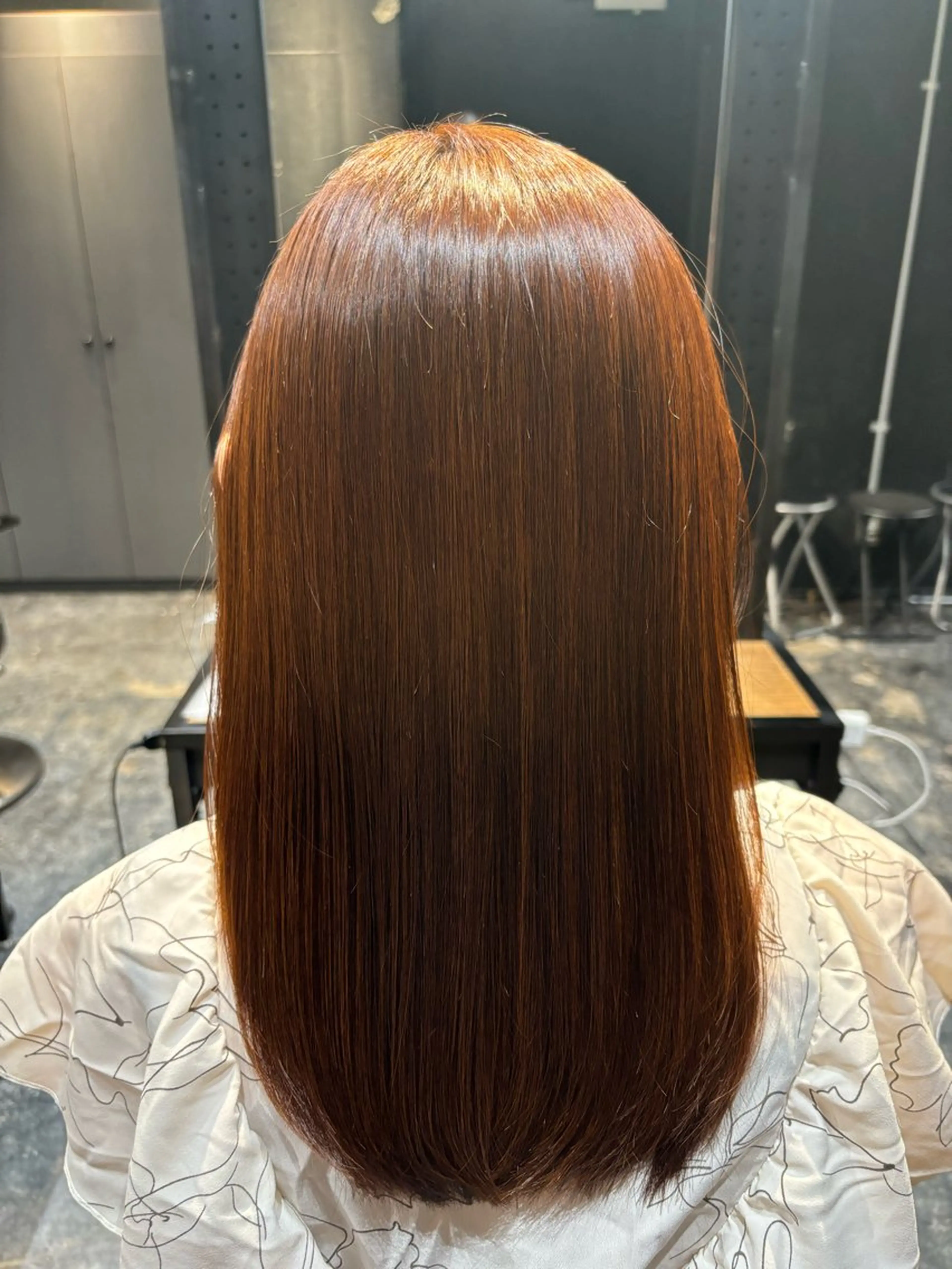 セミロング ショート/ パーマ/まな⭐️のヘアスタイル