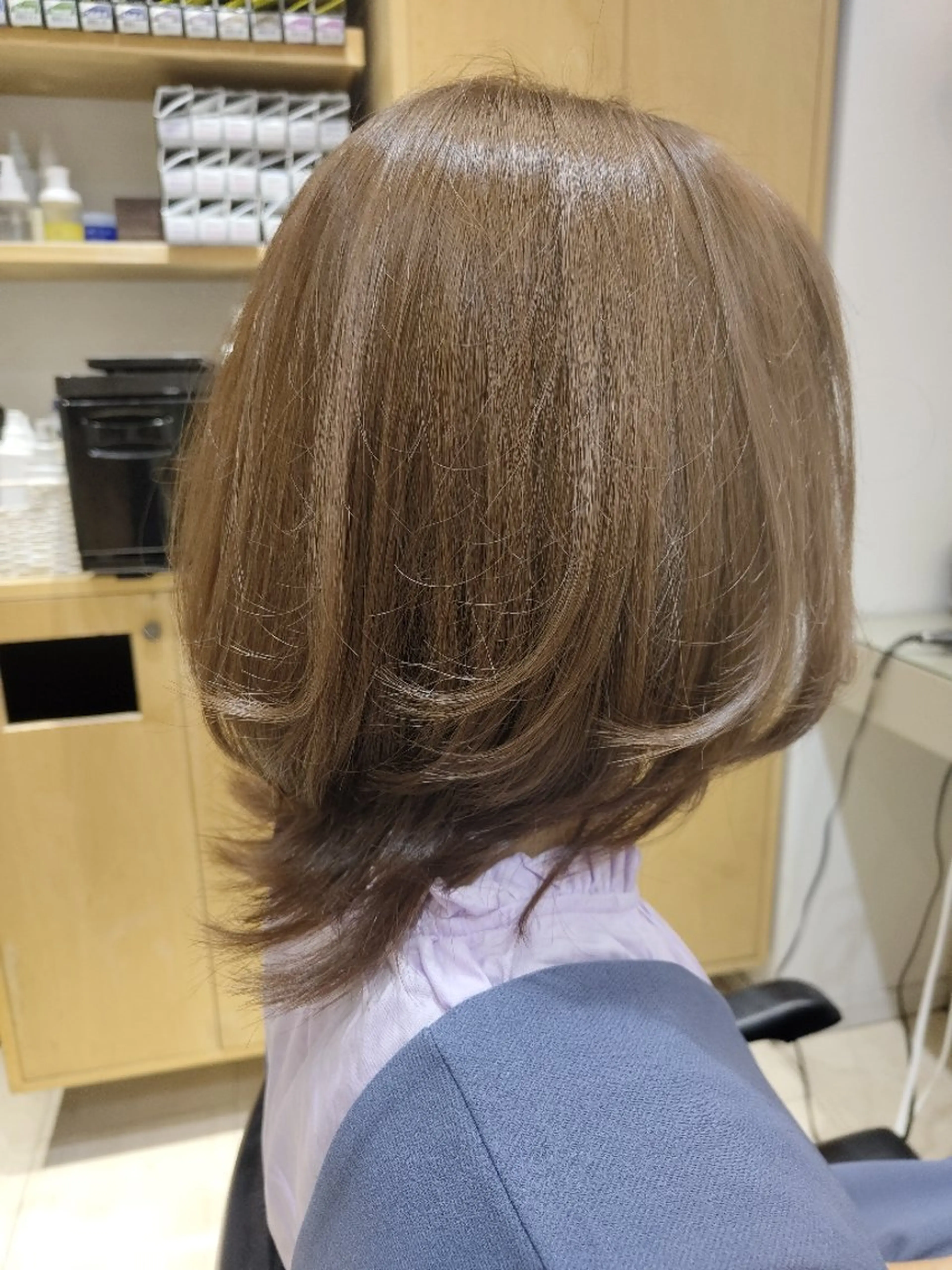 ミディアム カット ヘアカラー トリートメント Fucai tomocoのヘアスタイル