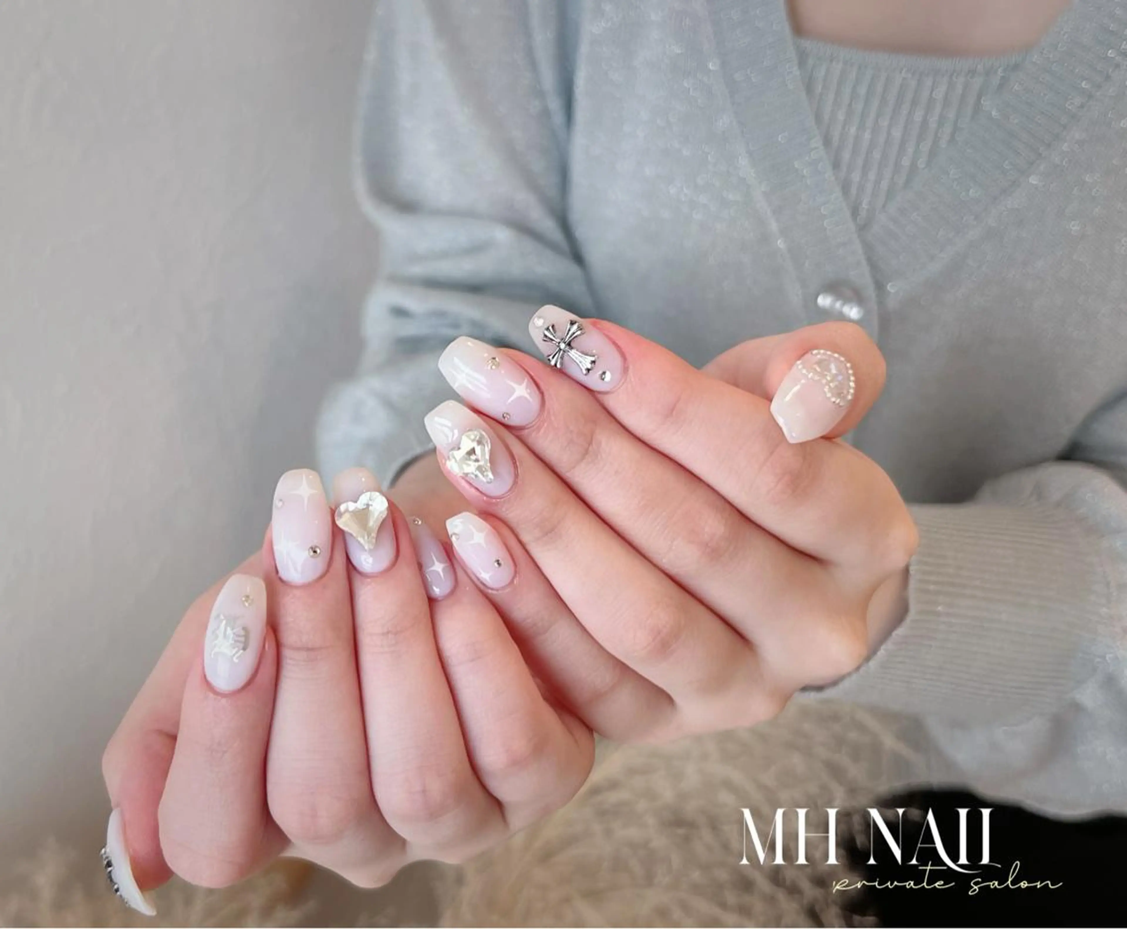 ネイル ハンドネイル MH Nailのネイルデザイン