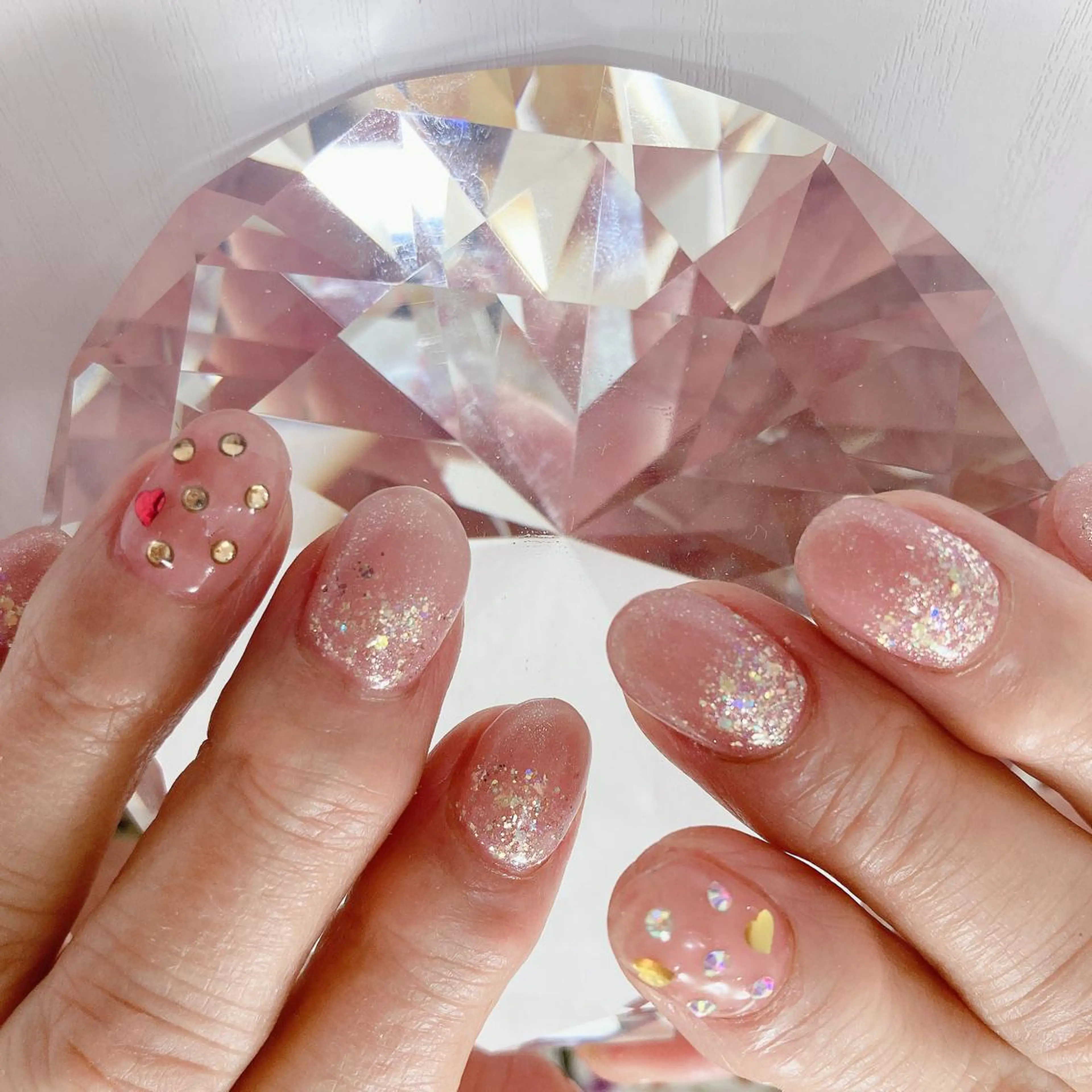 ネイル ハンドネイル さゆりネイル&ビューティーサロン所属・古屋 早友里のネイルデザイン