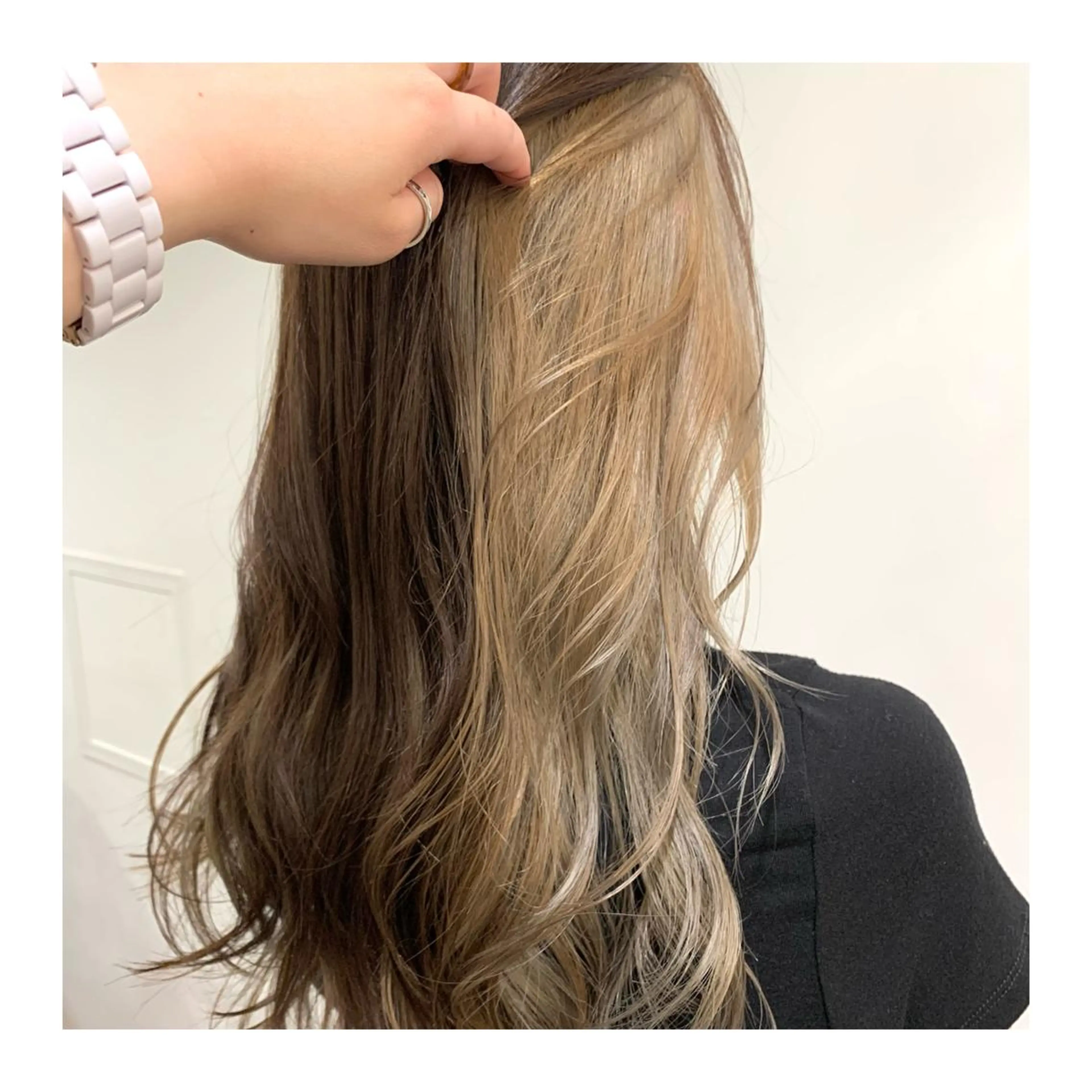 ロング カラー ヘアカラー あべ ゆうかのヘアスタイル