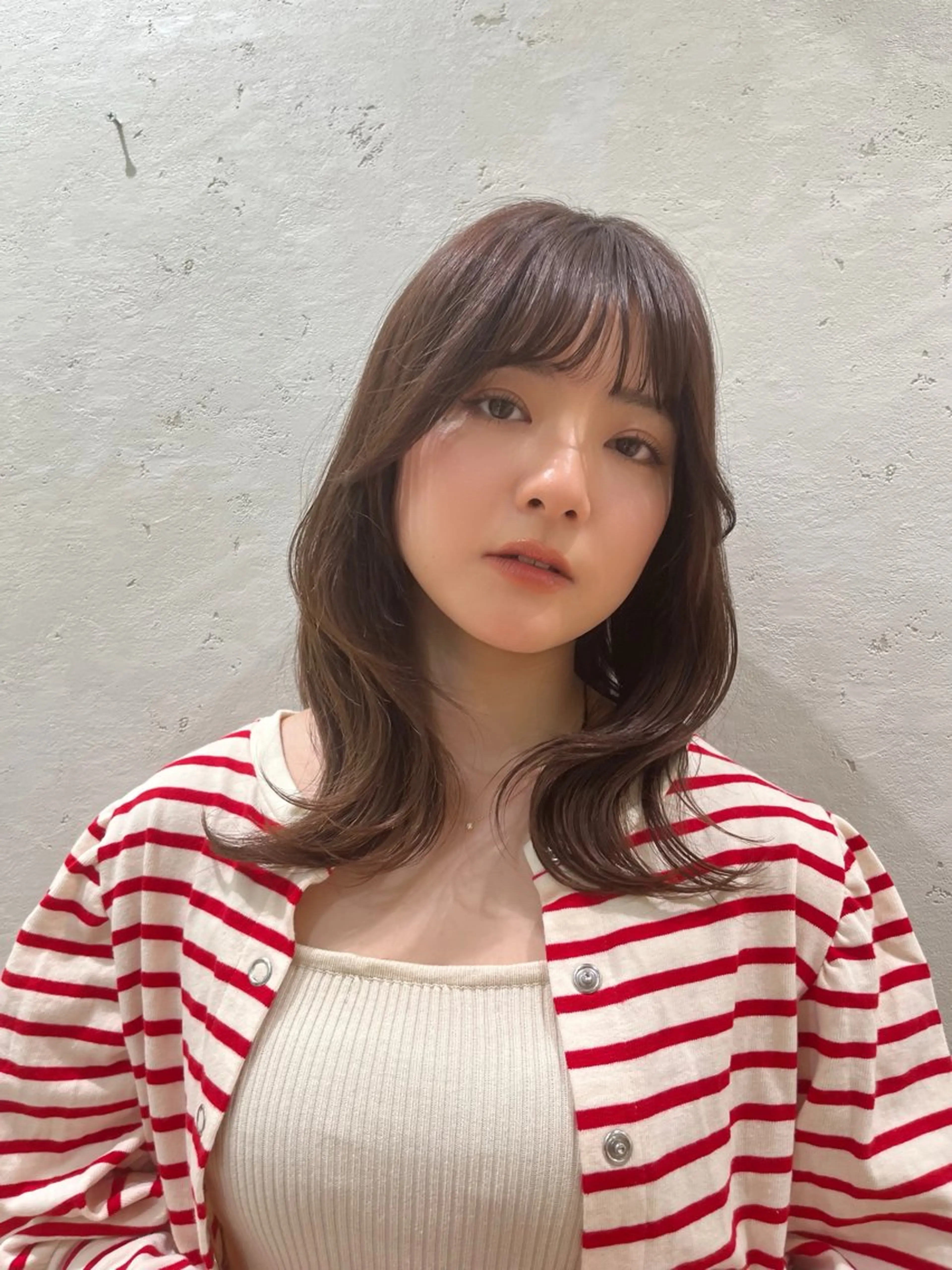 セミロング ♥️透明感×抜け感 ベージュ/佑珠♥️のヘアスタイル