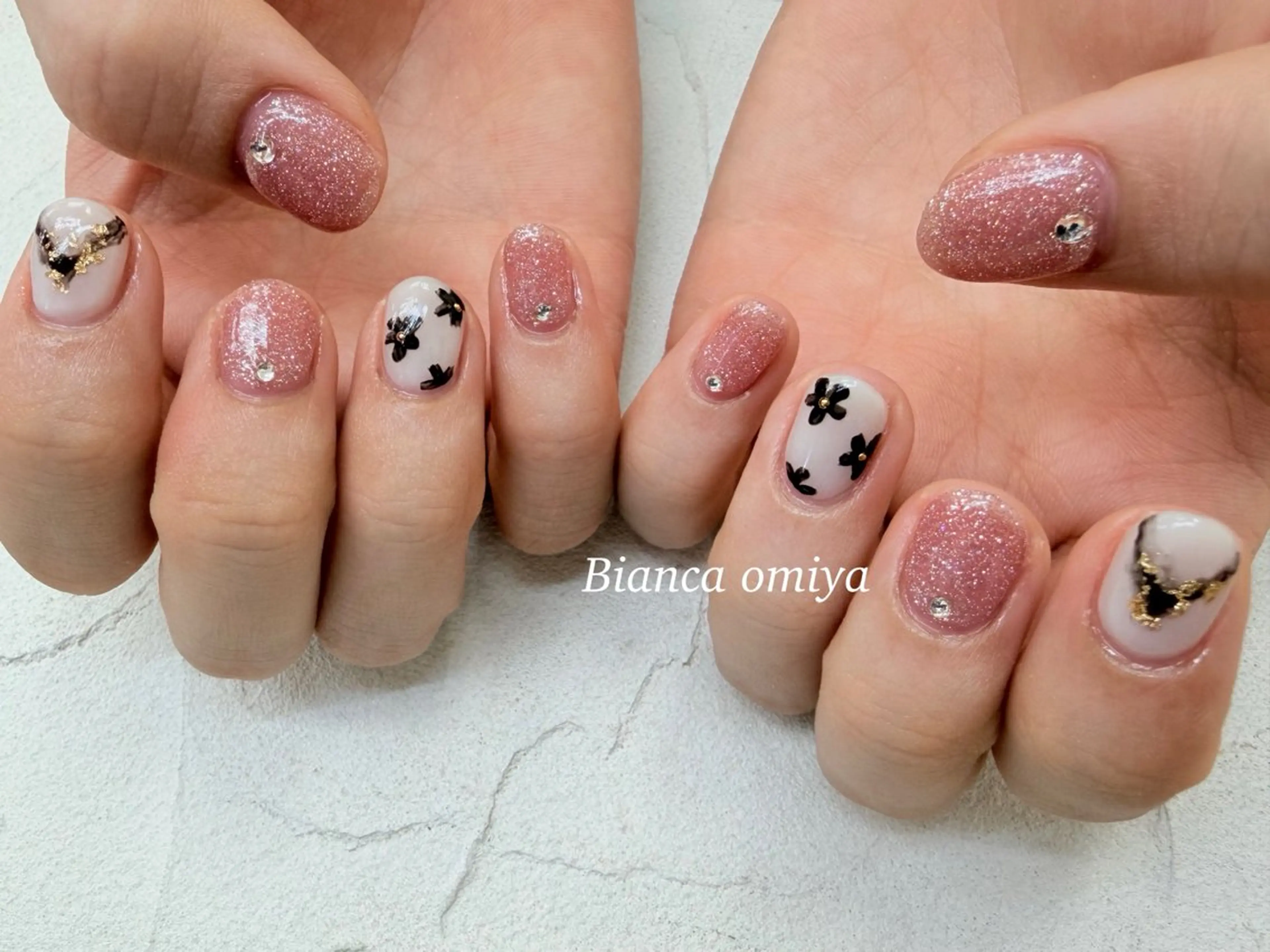 ネイル フラッシュネイル フレンチネイル ジェルネイル グラデーション マグネットネイル ハンドネイル Bianca大宮 katoᕱ⑅ᕱﾞのネイルデザイン