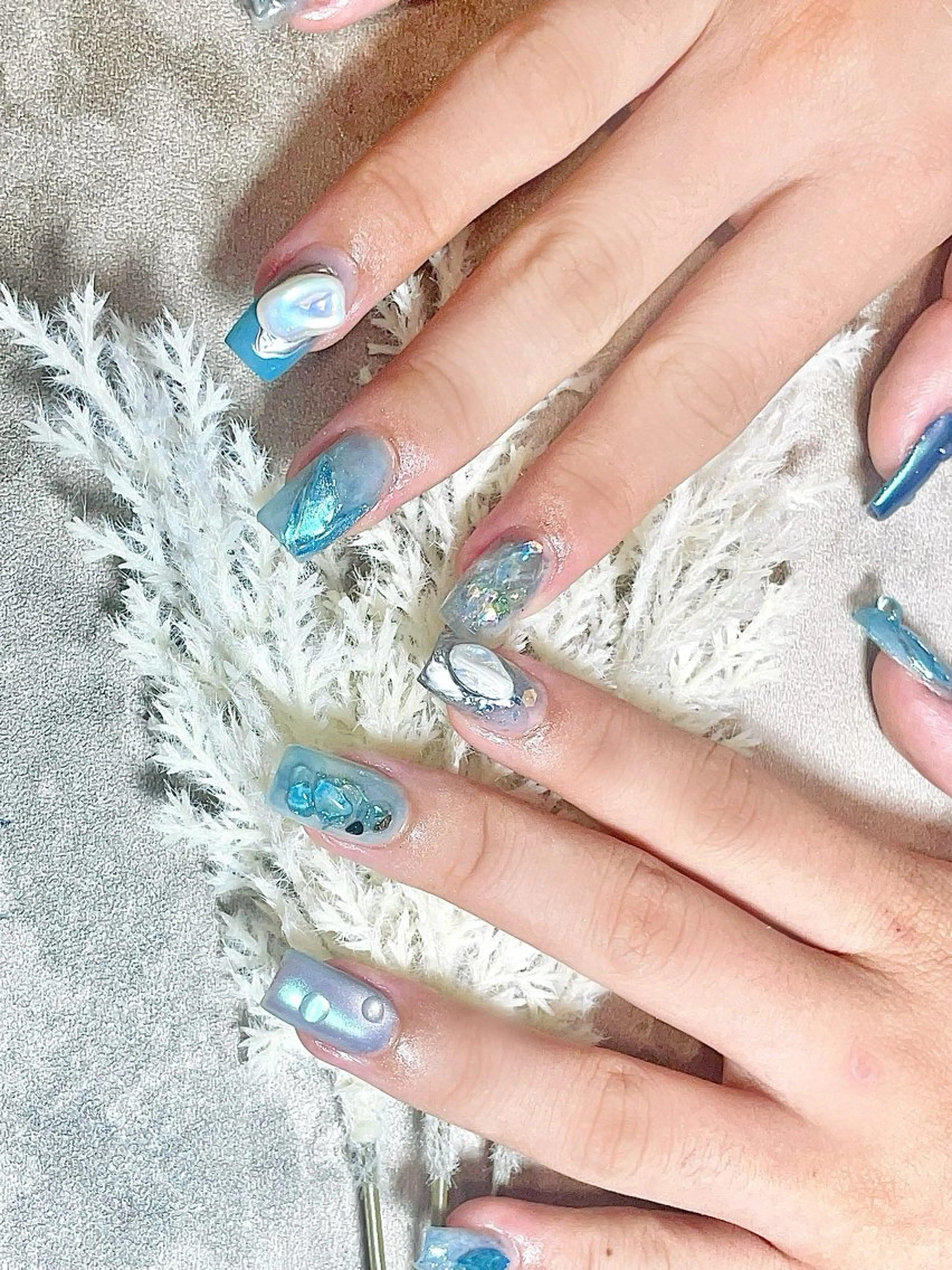 ショート カラー LI XINLUのネイルデザイン