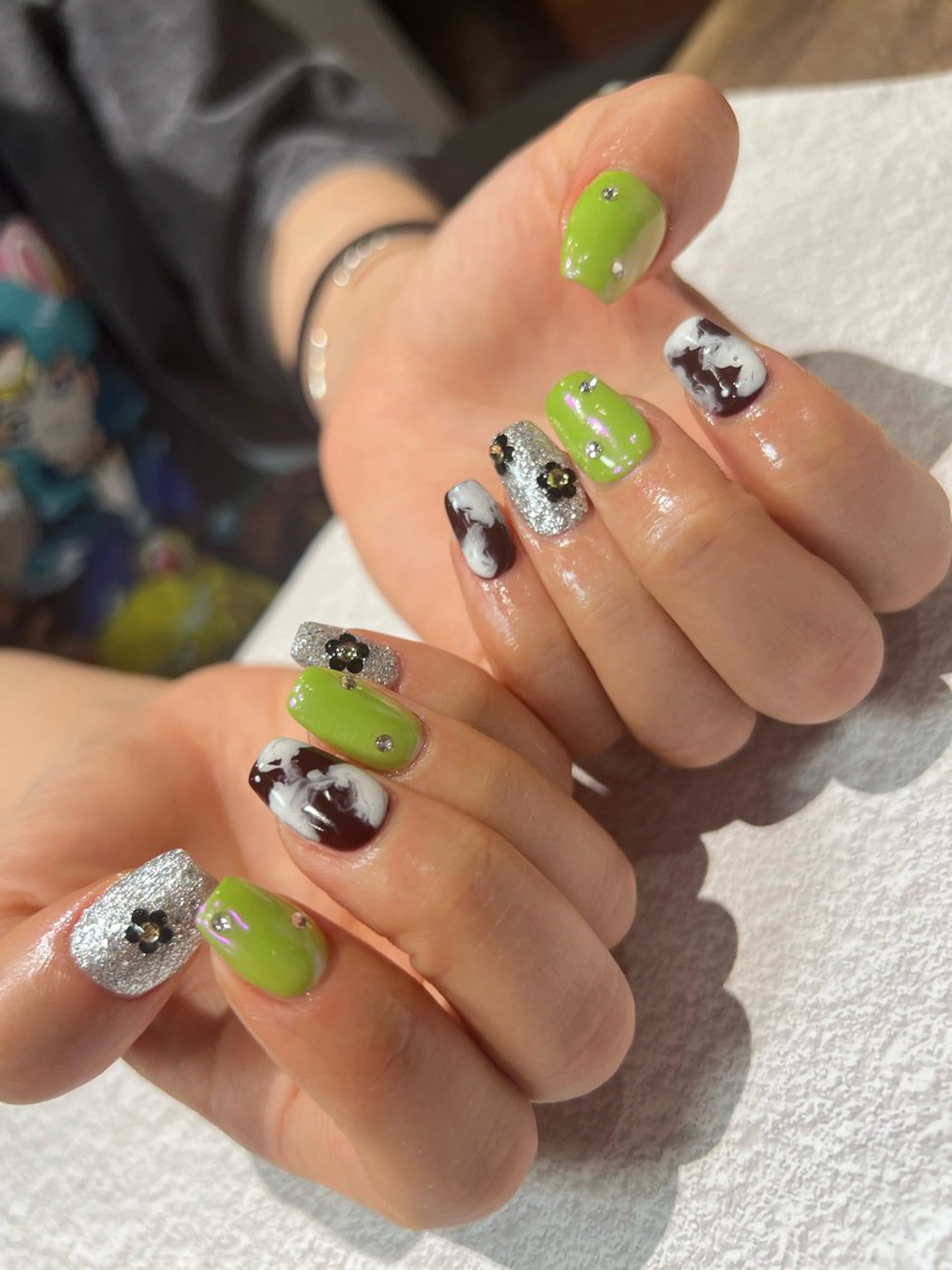 ネイル ハンドネイル OAKたまプラ MiKiのネイルデザイン