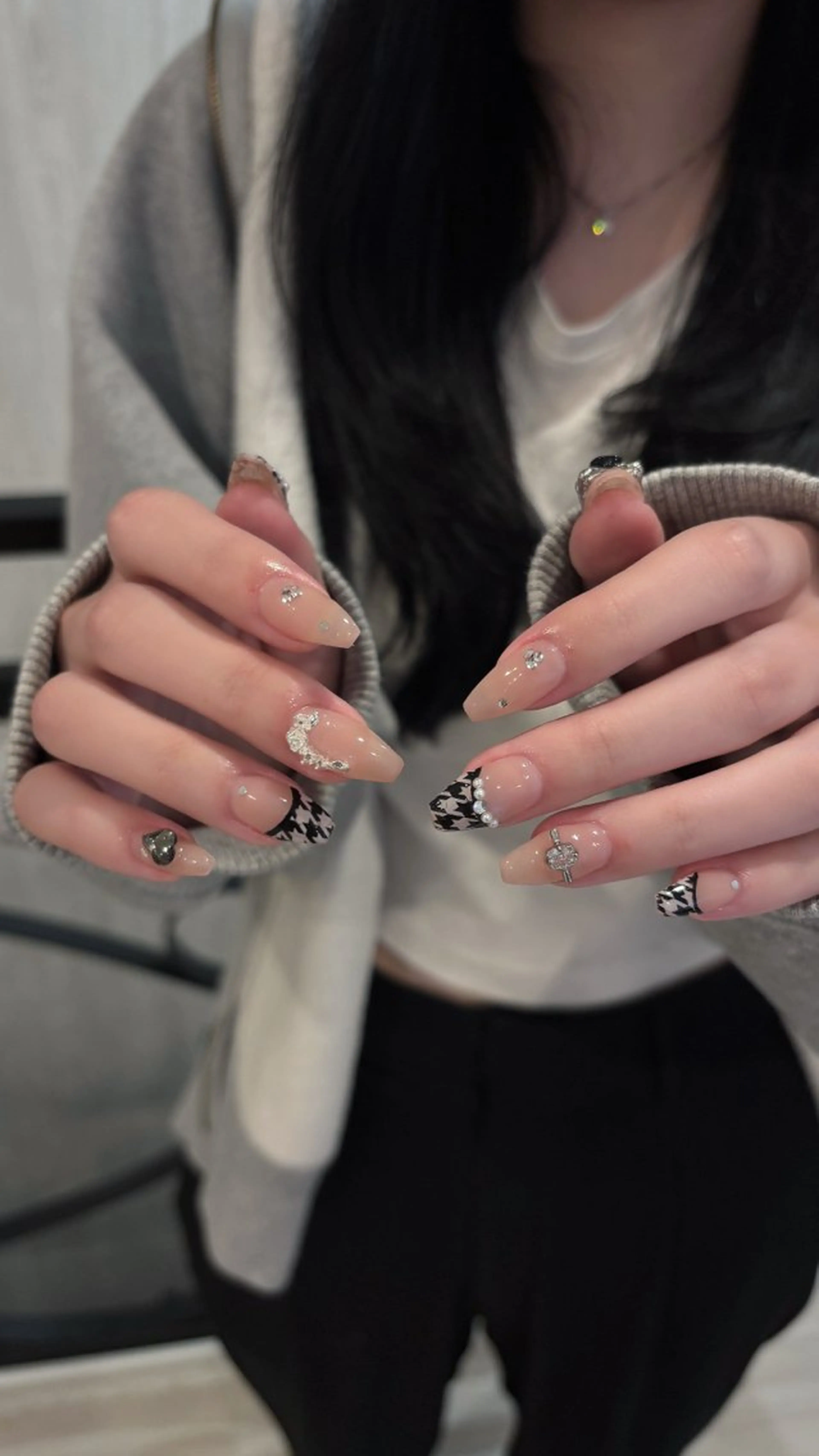 ネイル 名古屋ワンホンネイル 沙理亜のネイルデザイン