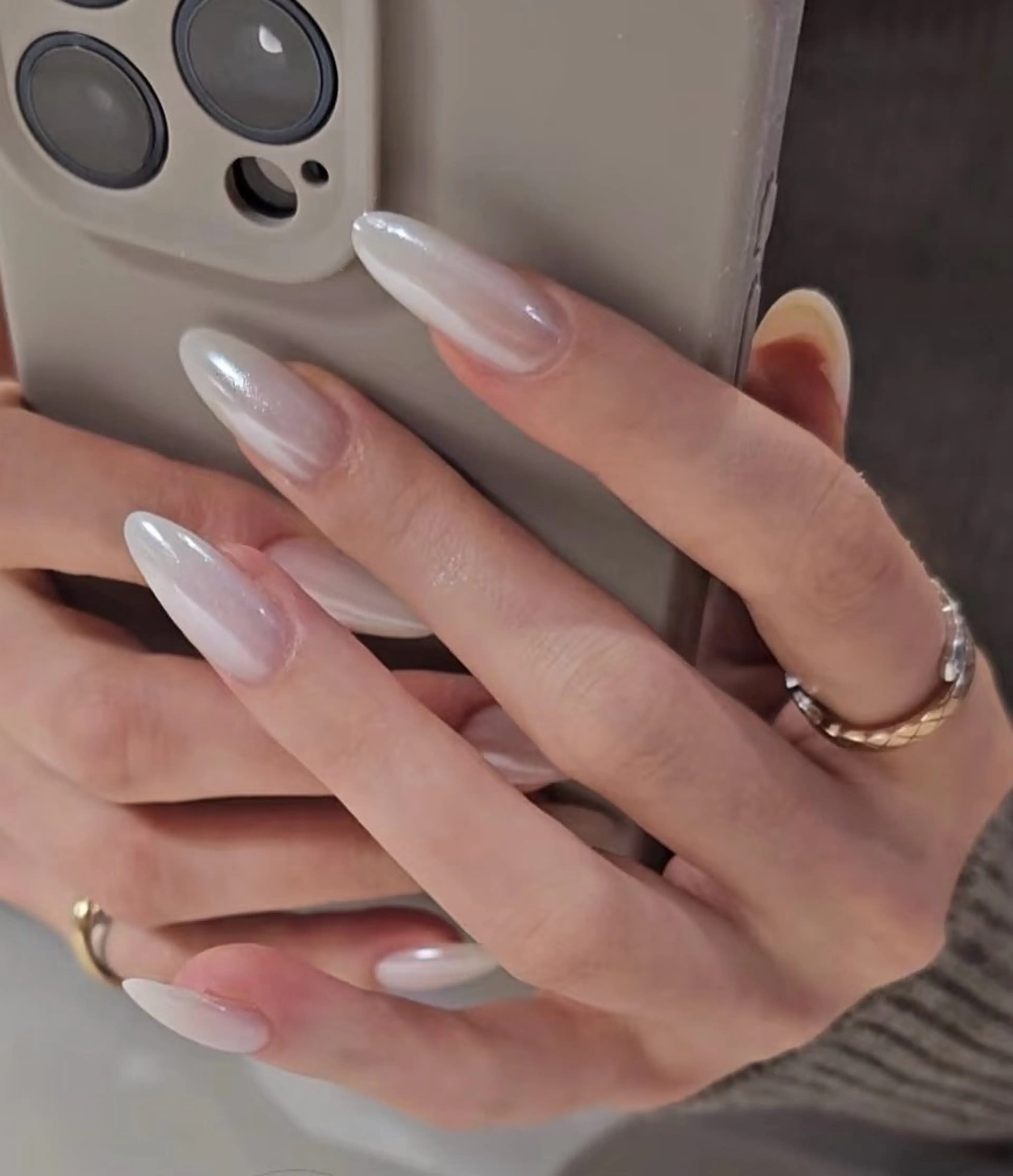 ネイル オーロラネイル フラワーネイル フットネイル フレンチネイル ジェルネイル ハンドネイル BabyYouMi nailのネイルデザイン