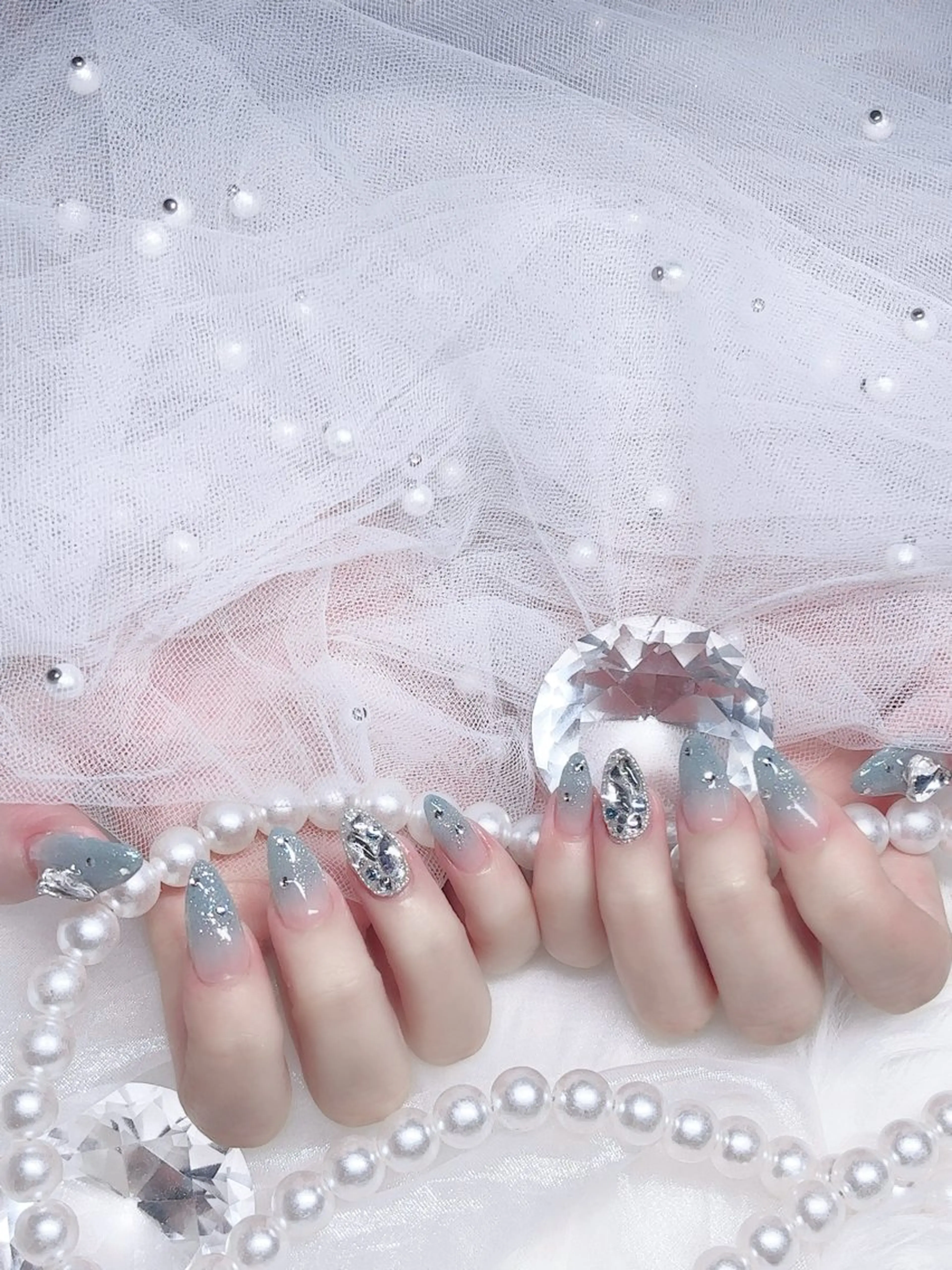 ネイル オーロラネイル 成人式 フットネイル 韓国ネイル ロングネイル Yudia🦋 azuのネイルデザイン