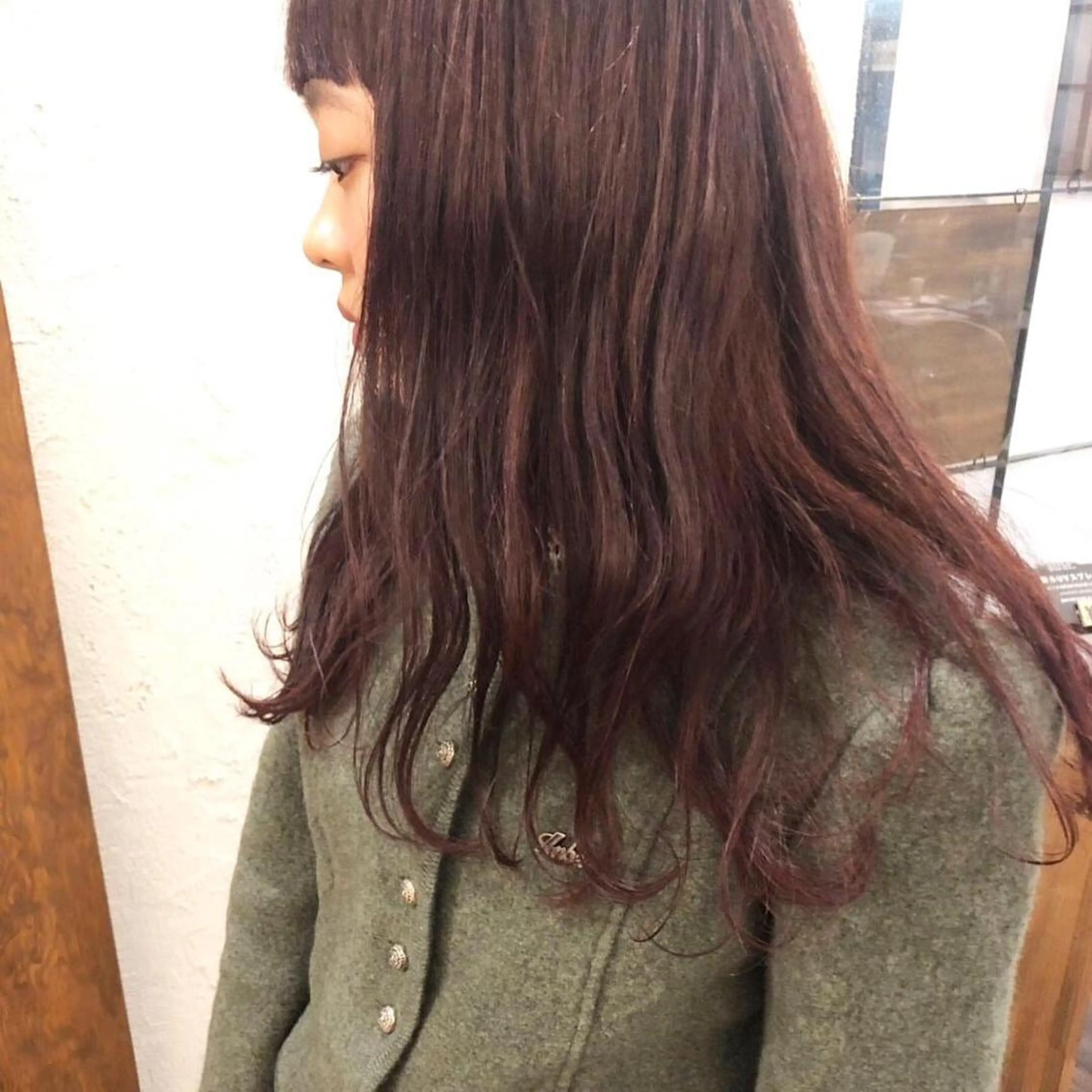 セミロング カラー ブリーチ ダブルカラー ブリーチなしカラー レッドカラー カット ヘアカラー トリートメント ヘアセット 艶髪育成サロン 京橋　shinのヘアスタイル