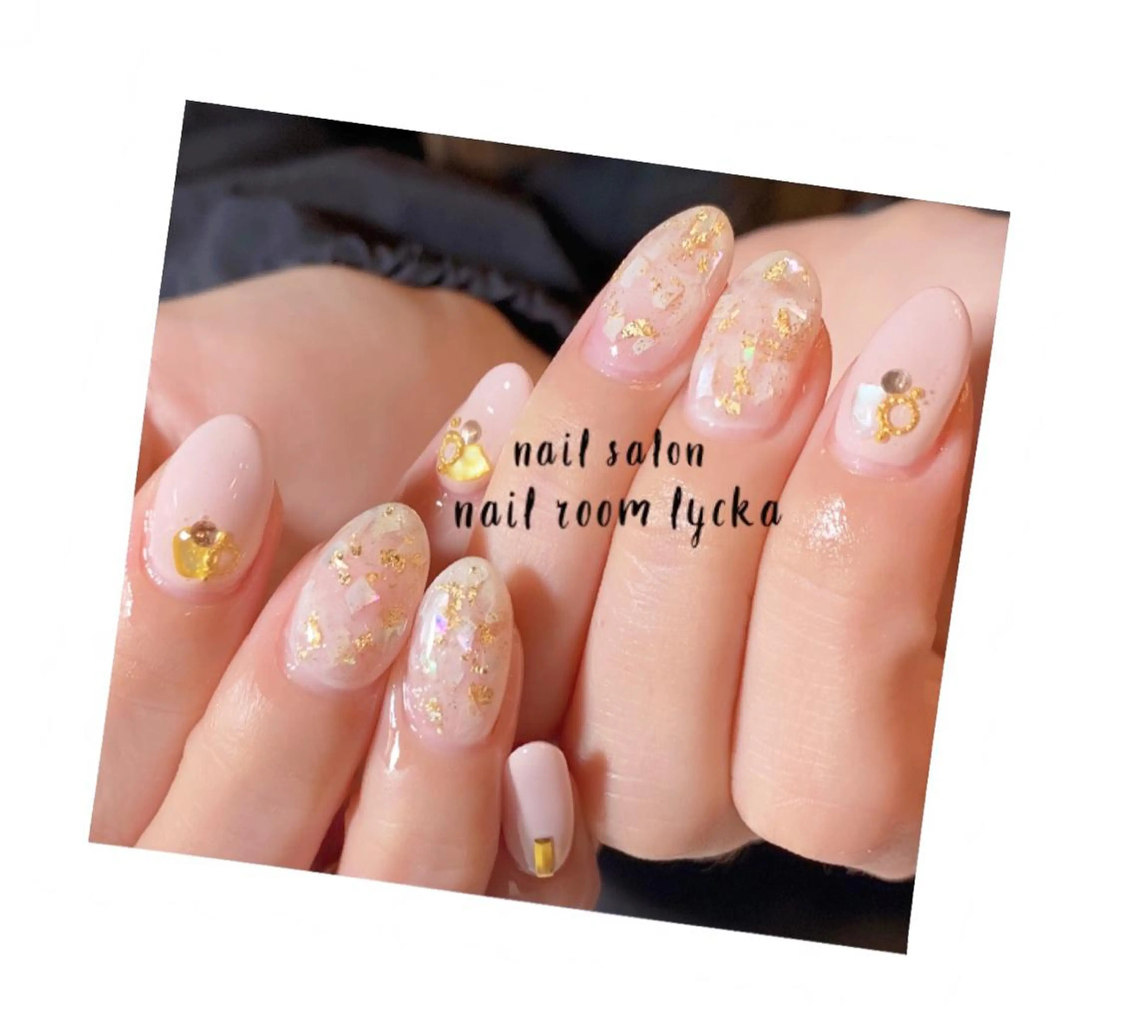 ネイル ﾈｲﾙﾙｰﾑﾘｯｶ 𝐦𝐚𝐲𝐮のネイルデザイン