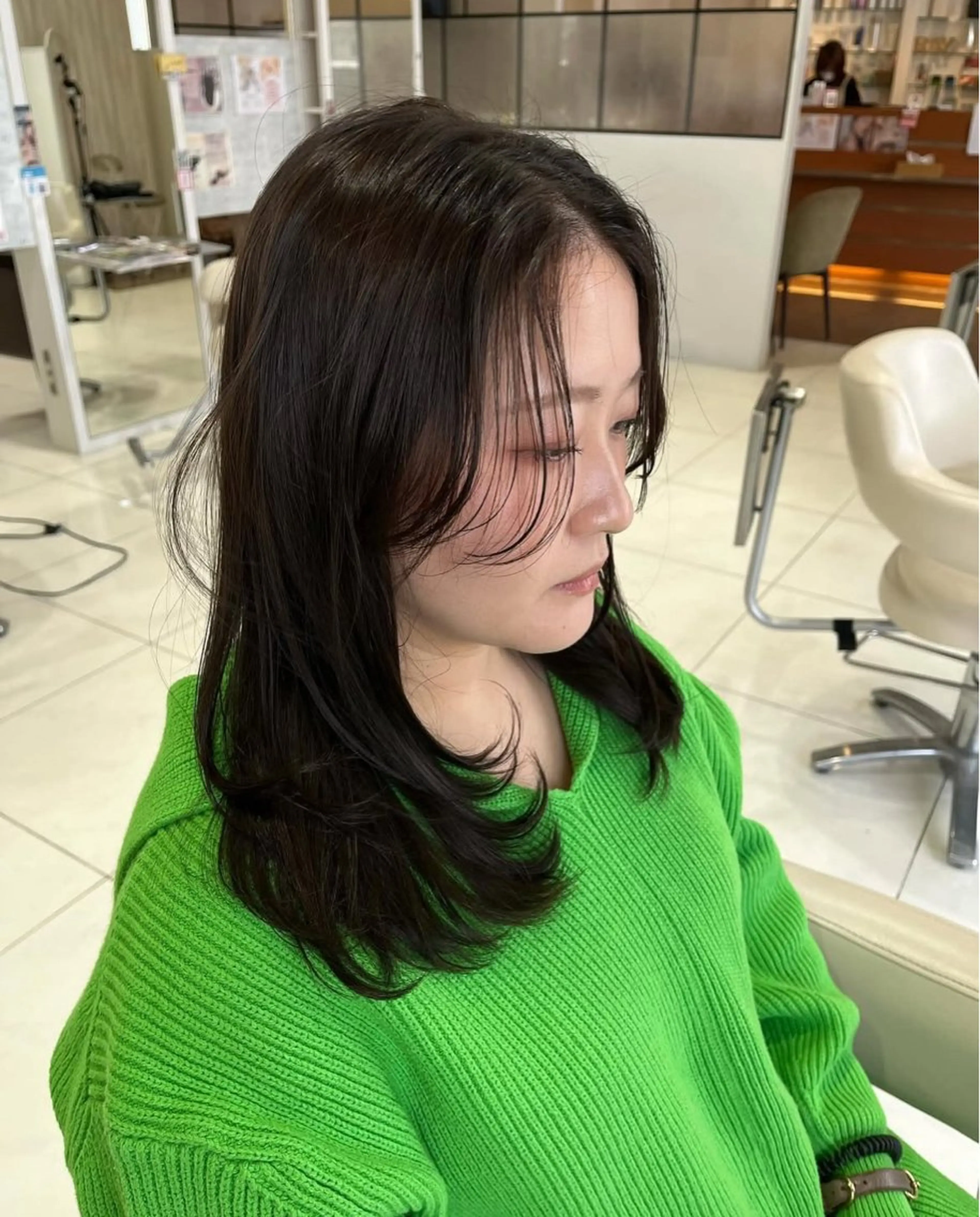 ミディアム 韓国風ヘア レイヤーカット カット ヘアカラー トリートメント Misaki/ レイヤー/ウルフのヘアスタイル