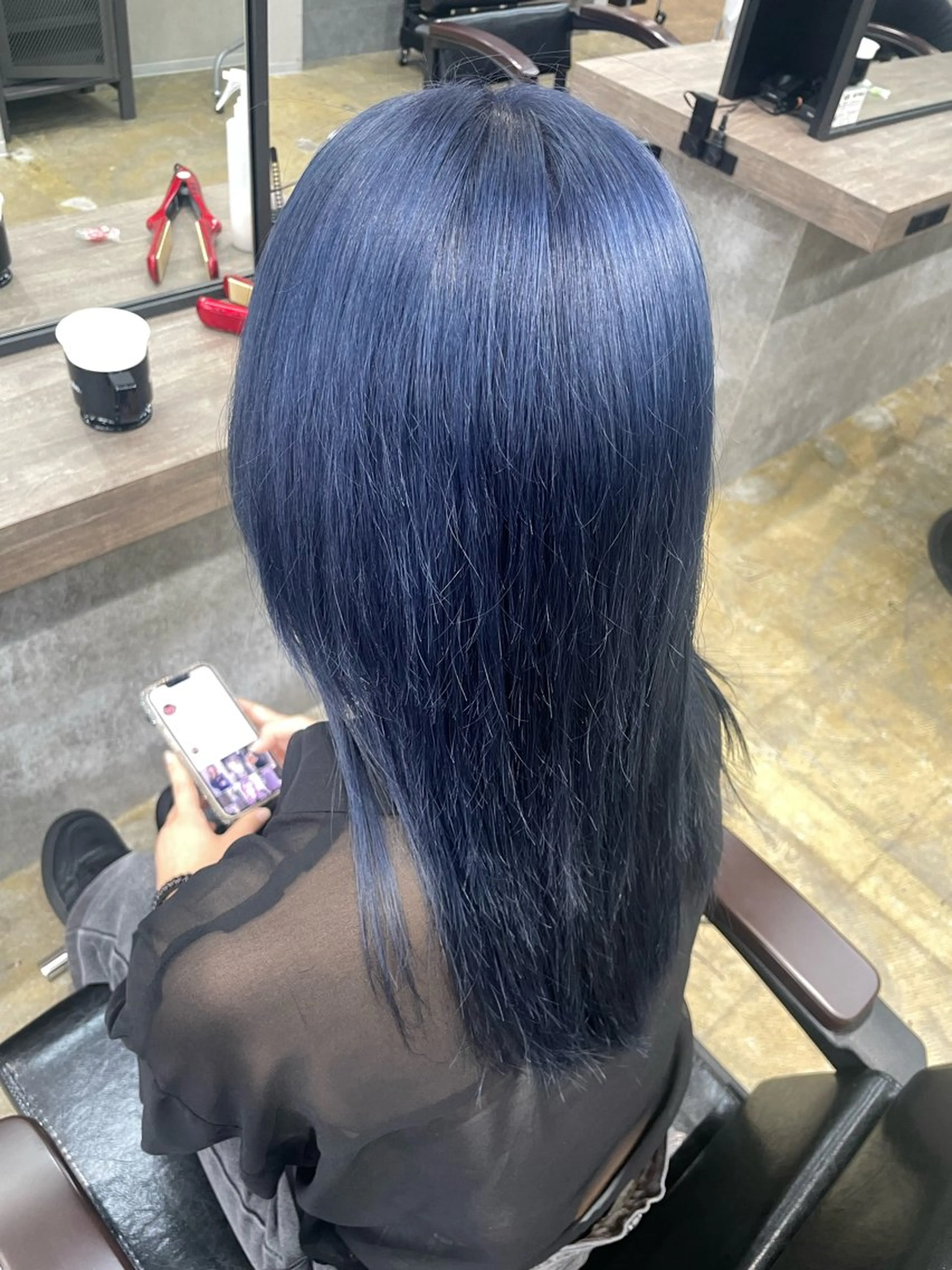 ロング カラー ブリーチ ブルーカラー ヘアカラー ブレンバイドット所属・ニュアンスカラー/ 🫧レミ(坊主)のヘアスタイル