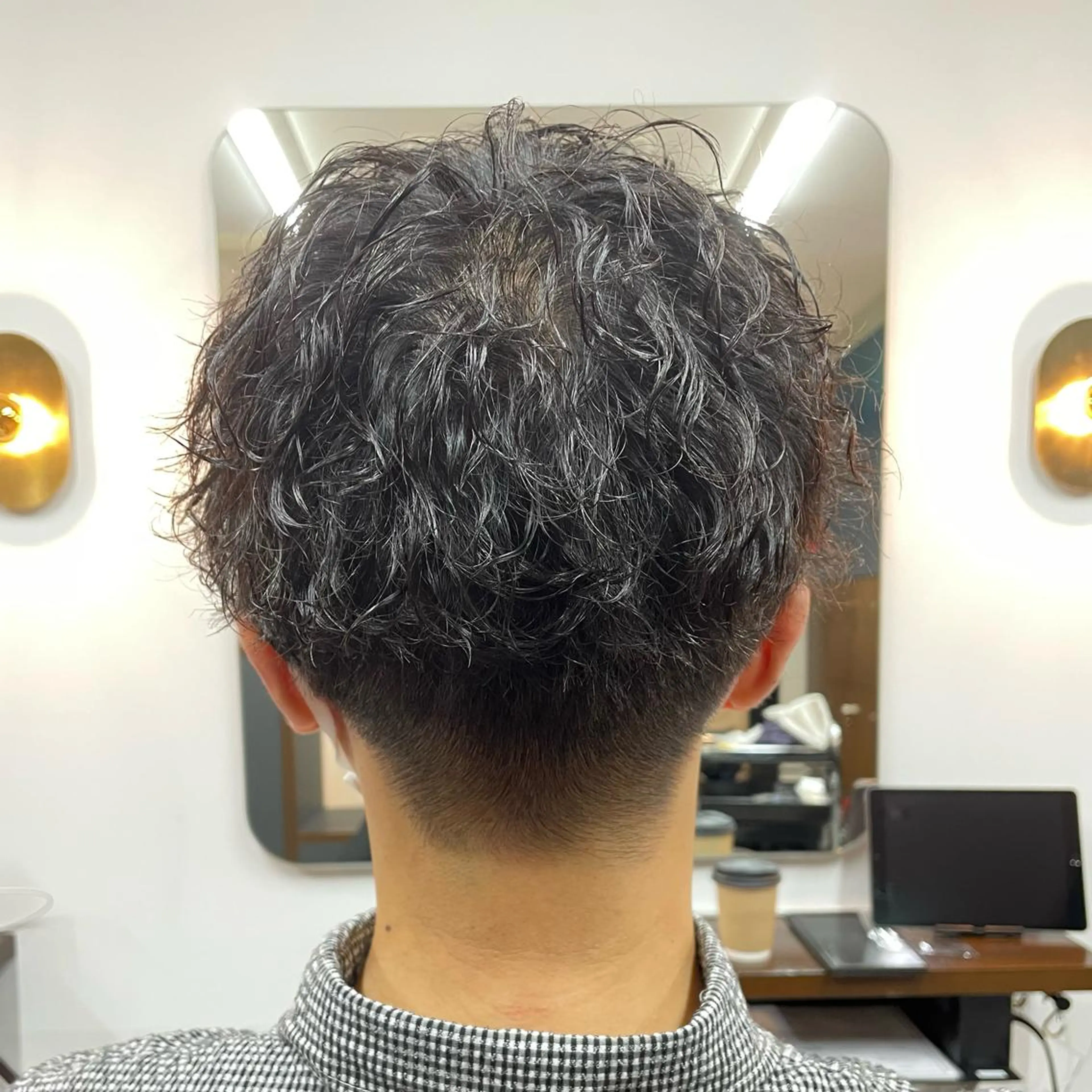 ショート パーマ メンズ 守屋 寿哉のヘアスタイル