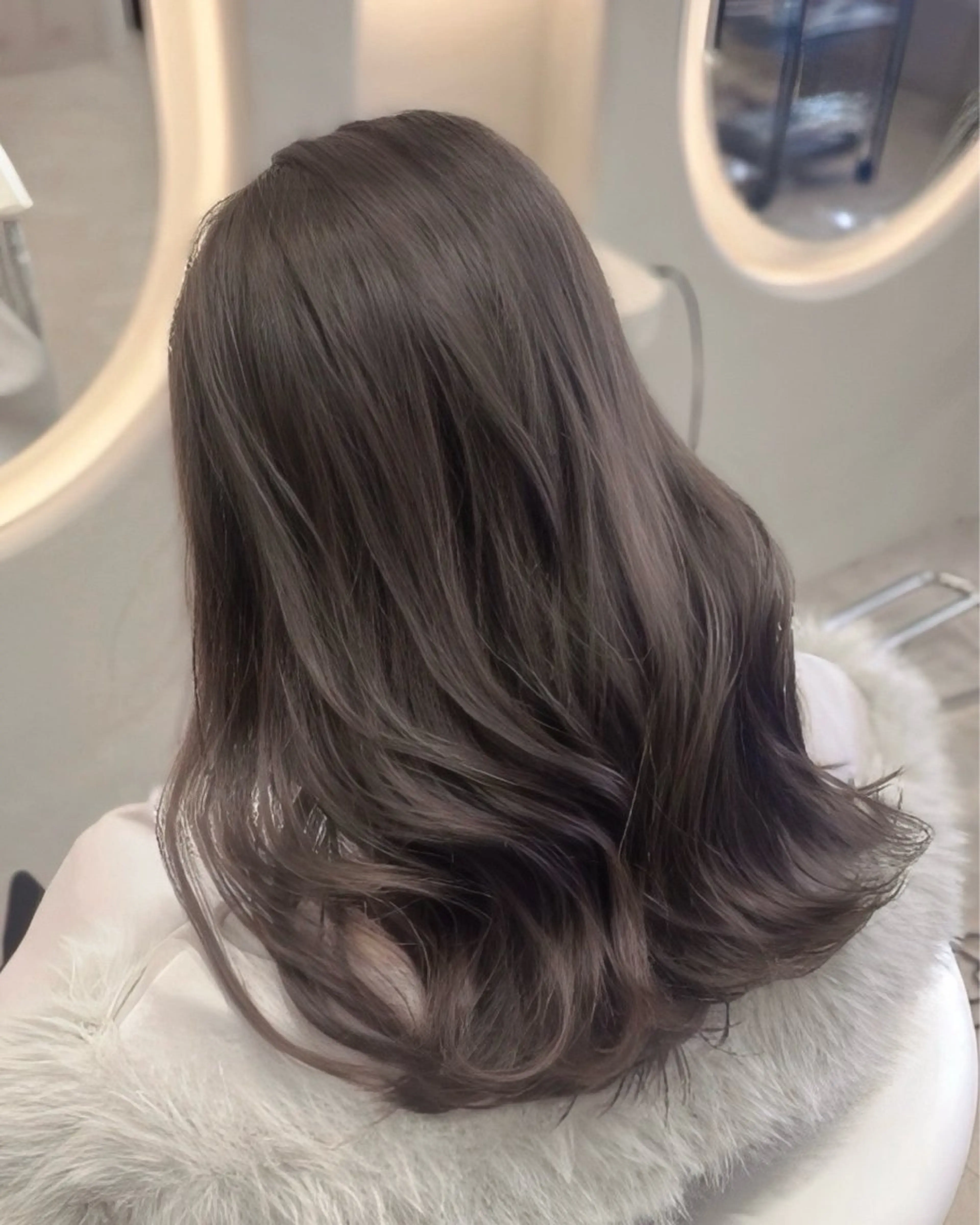 ミディアム カラー カット ヘアカラー トリートメント MIRAC所属・Ryoichi⛓️ 韓国ヘア/ハイトーンのヘアスタイル