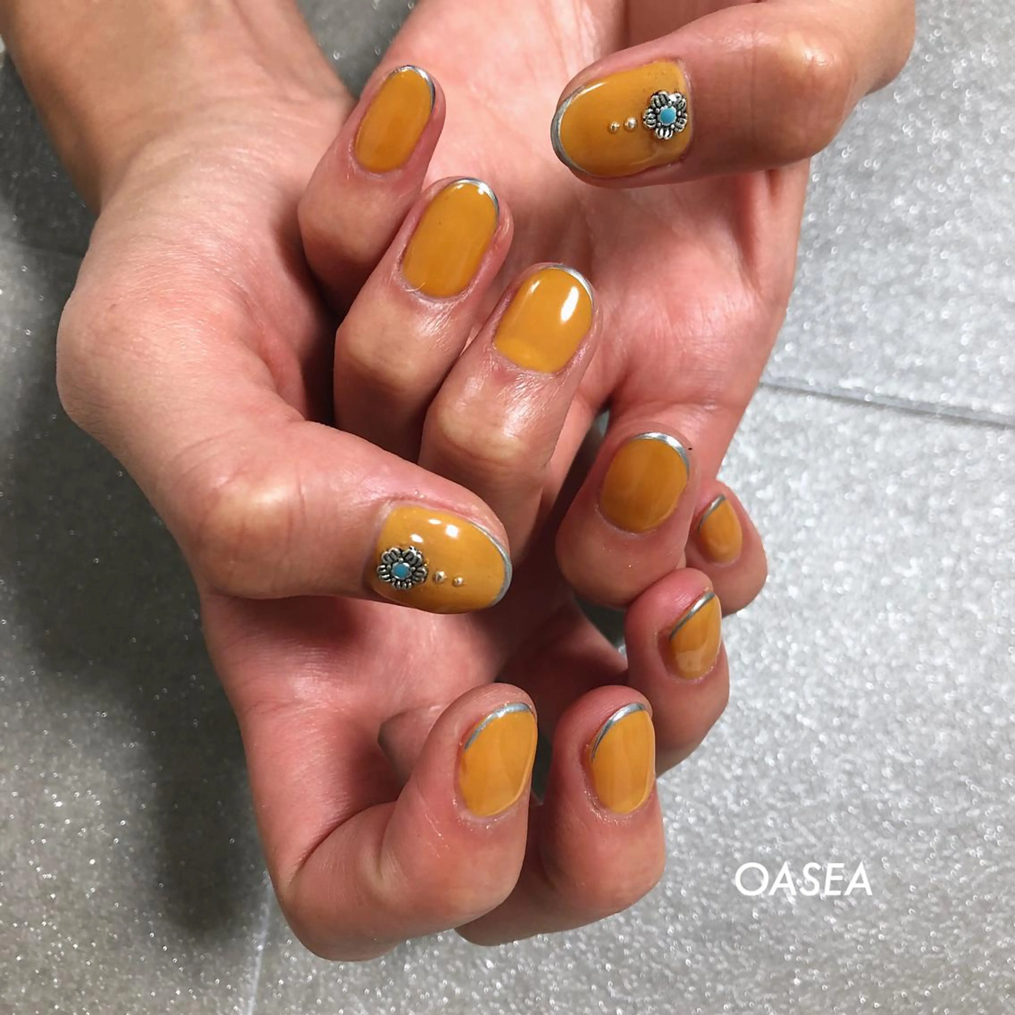 ネイル 🌞💜 KAORI 🌴のネイルデザイン