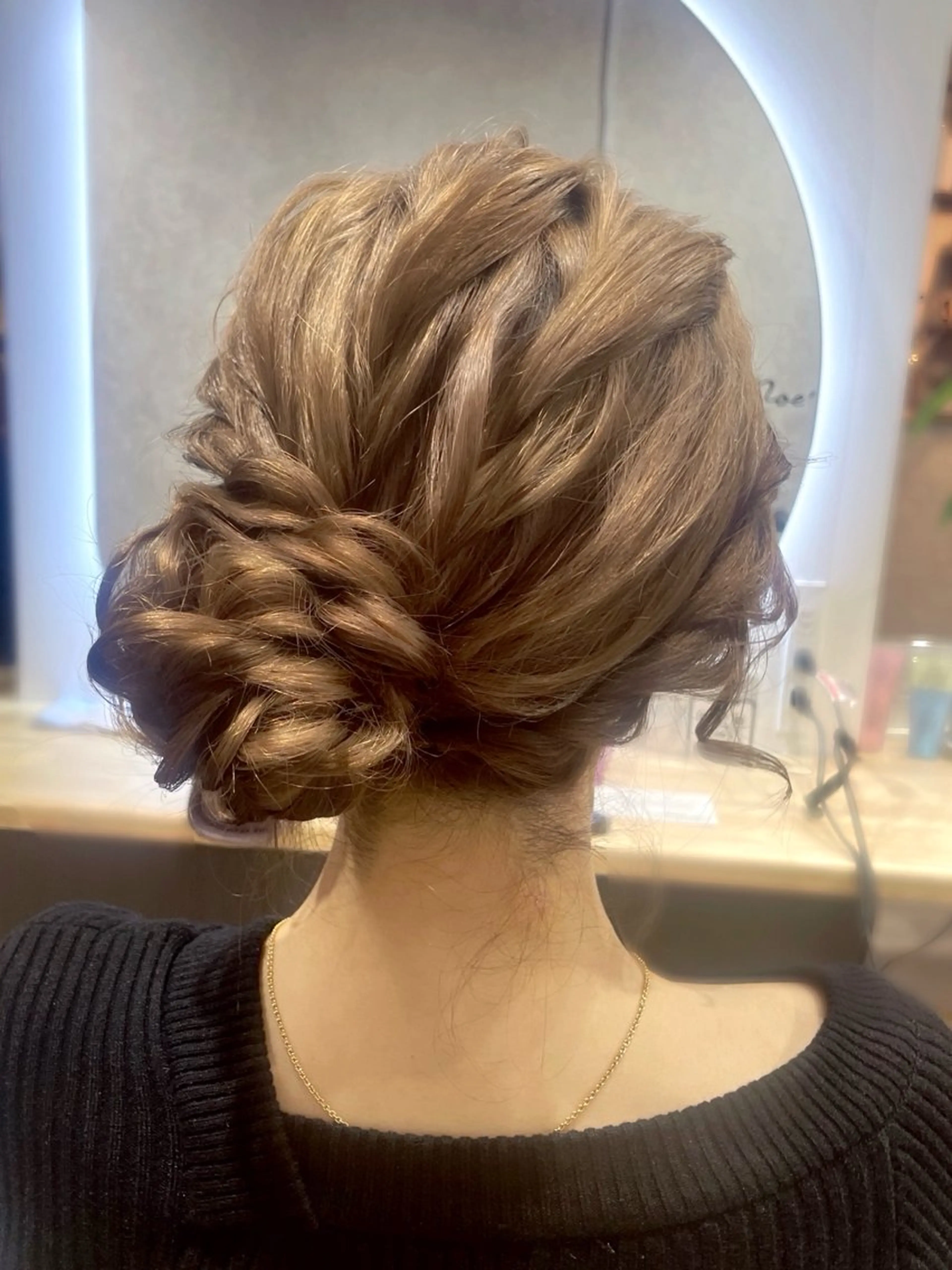 ヘアアレンジ お団子ヘア 結婚式・ブライダル ヘアセット Noe' Akariのヘアスタイル
