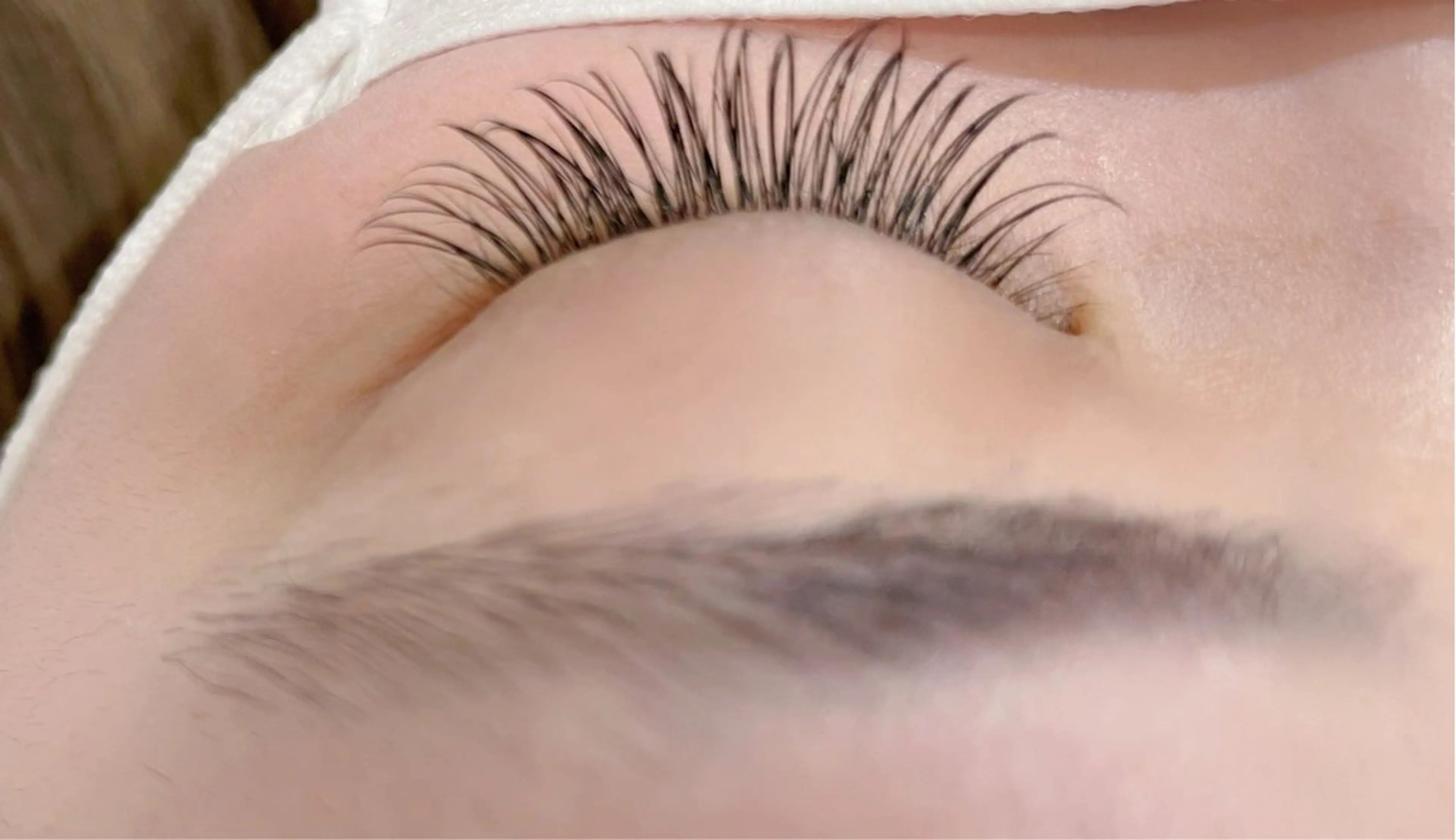 【最高級フラットラッシュ】付け放題，⭐️200本まで⭐️+アイバック＋美容液の写真