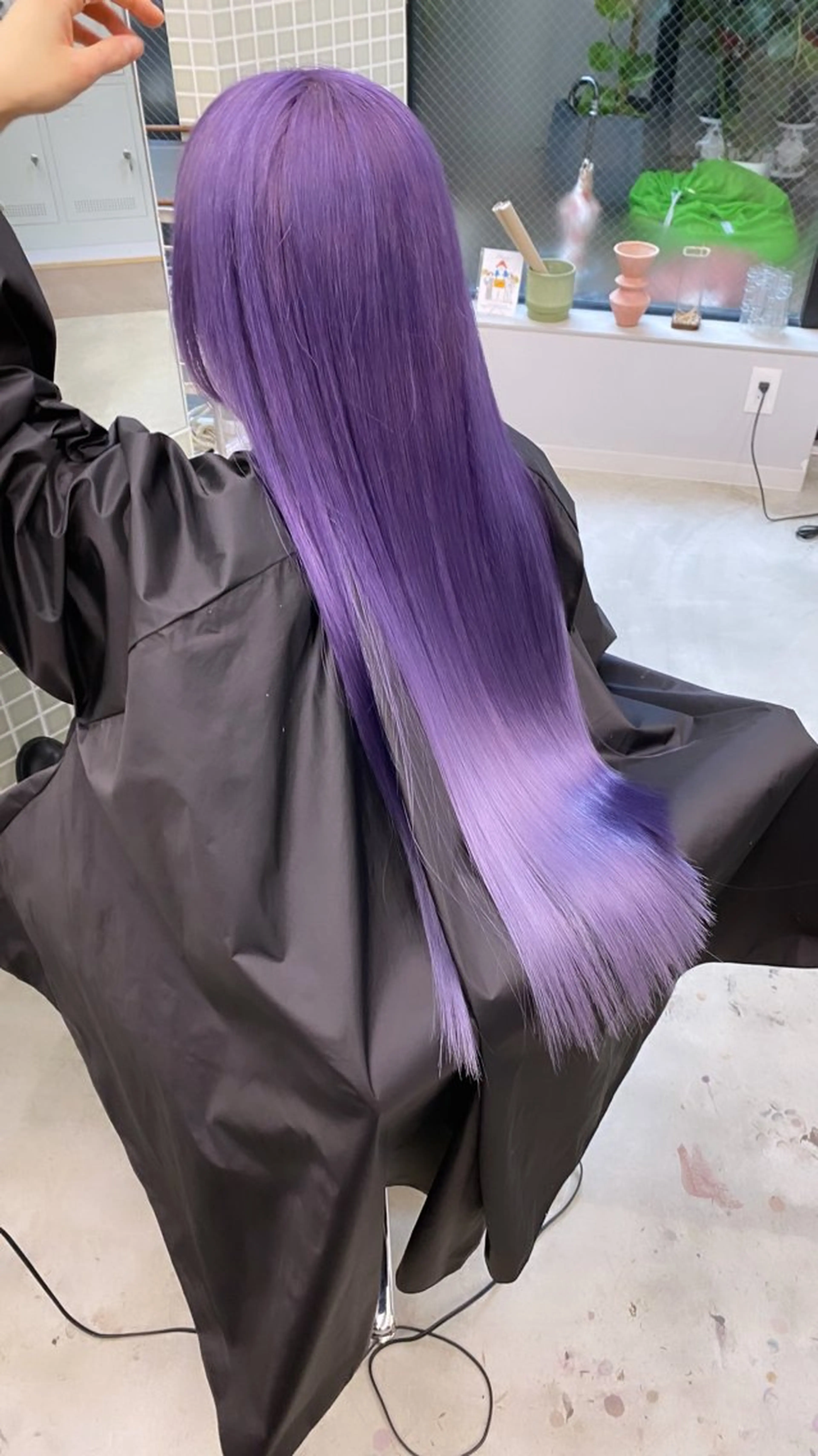 ロング カラー ブリーチ パープルカラー カット ヘアカラー トリートメント 【ケアブリーチ】 ヴァーディーのヘアスタイル