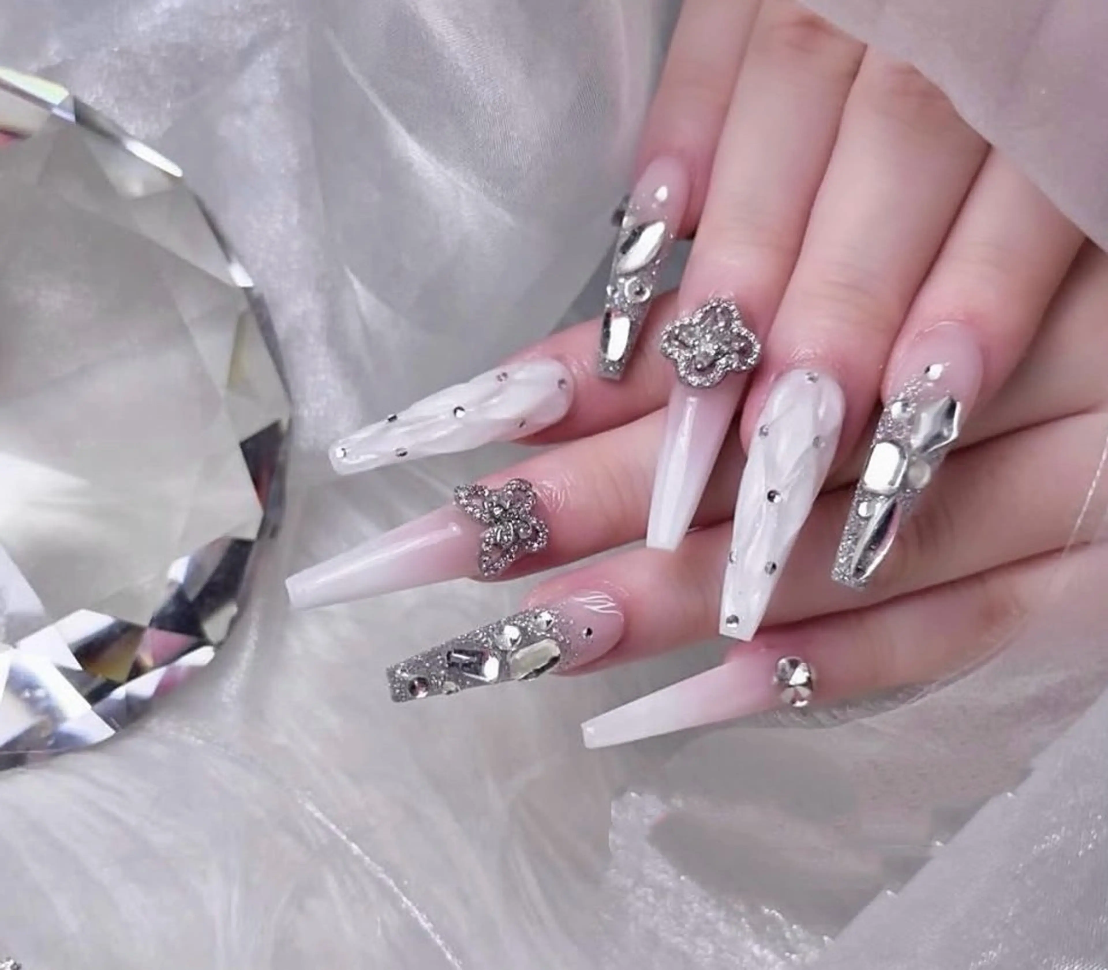 ネイル ドリスネイルサロン所属・Doris Nail Salonのネイルデザイン