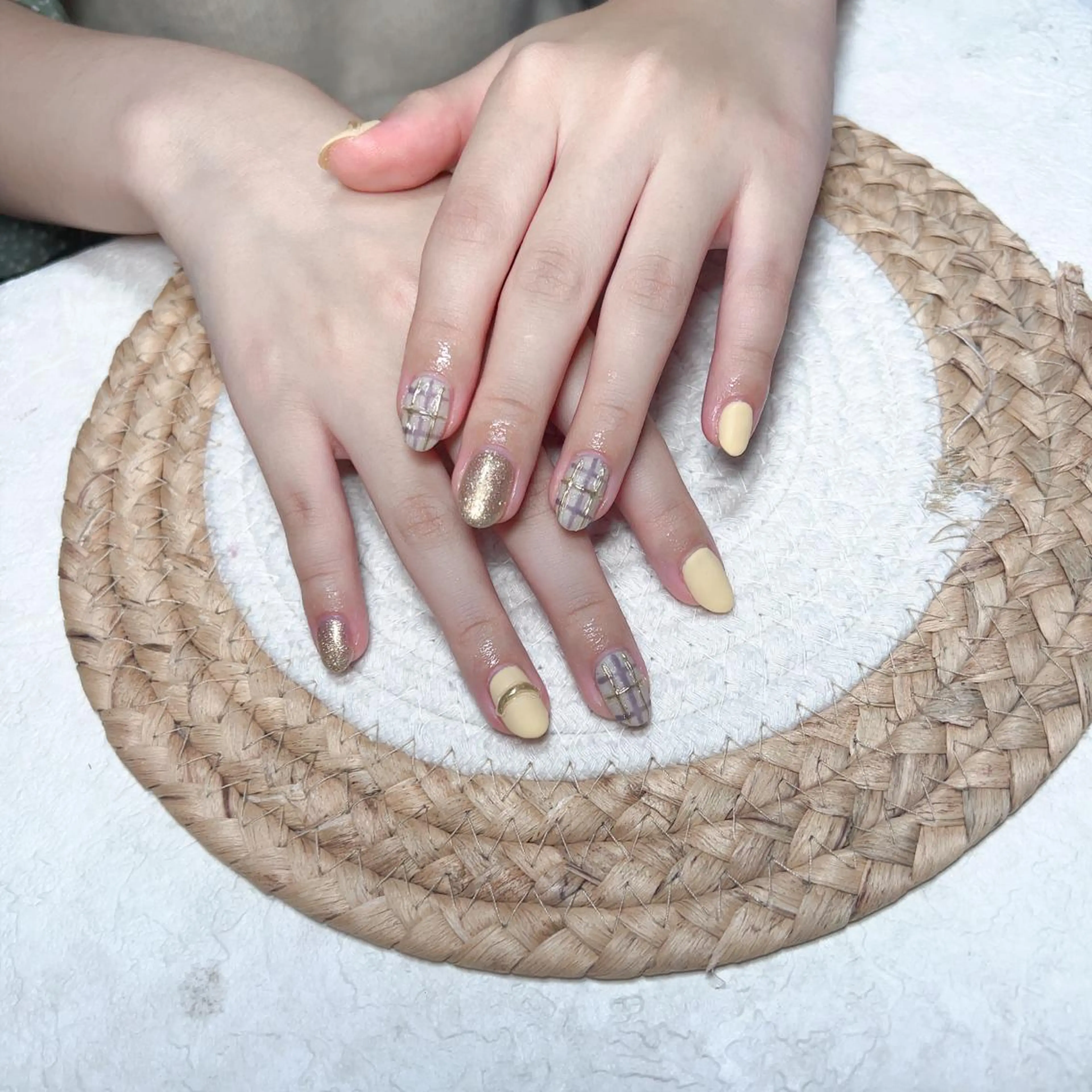 ネイル ハンドネイル M🌷nail 長さだし専門店のネイルデザイン