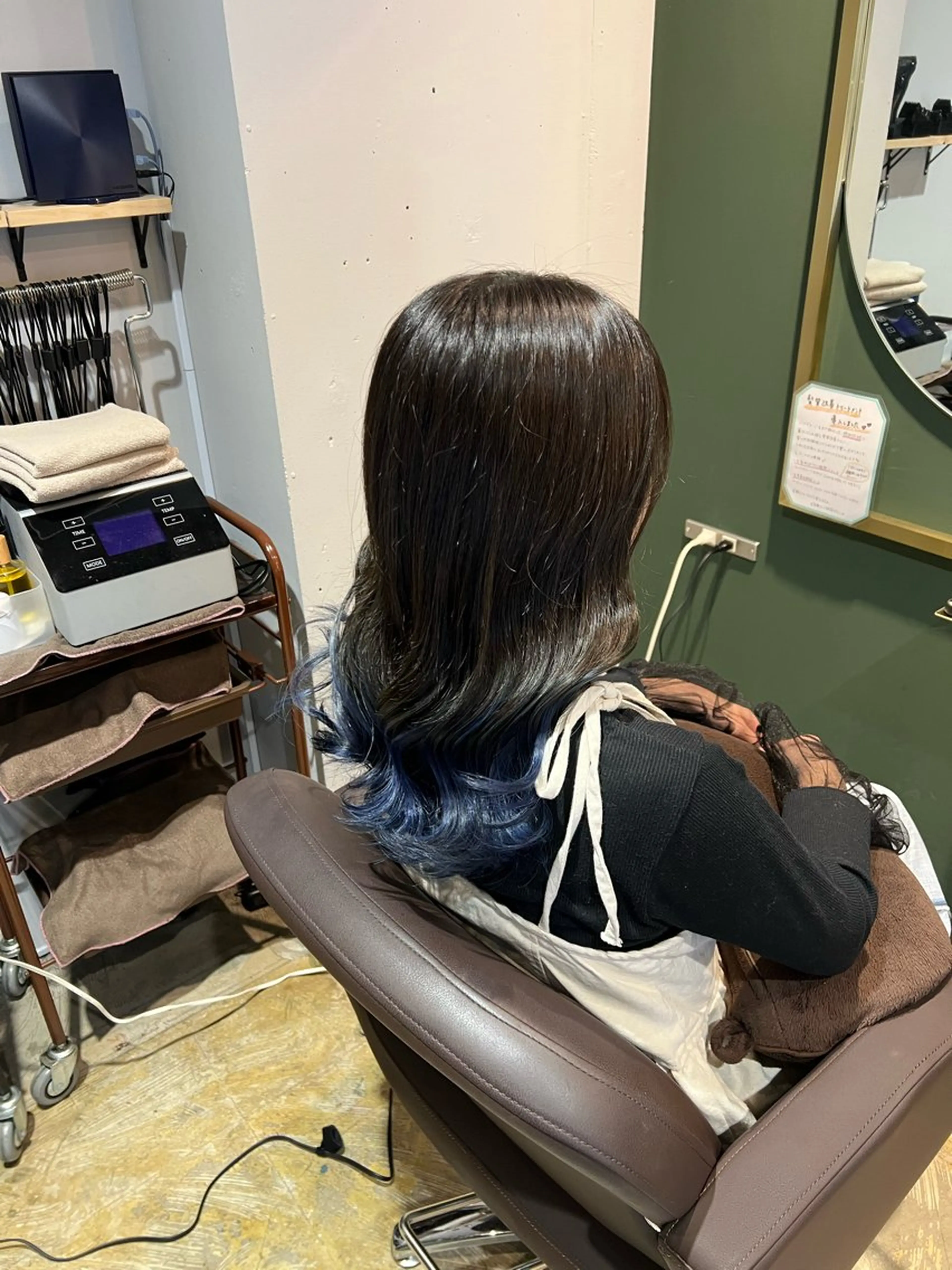 セミロング カラー ヘアアレンジ ブルーカラー ヘアカラー トリートメント ヘッドスパ カラースペシャリスト しょう🧑🏼‍🎨のヘアスタイル