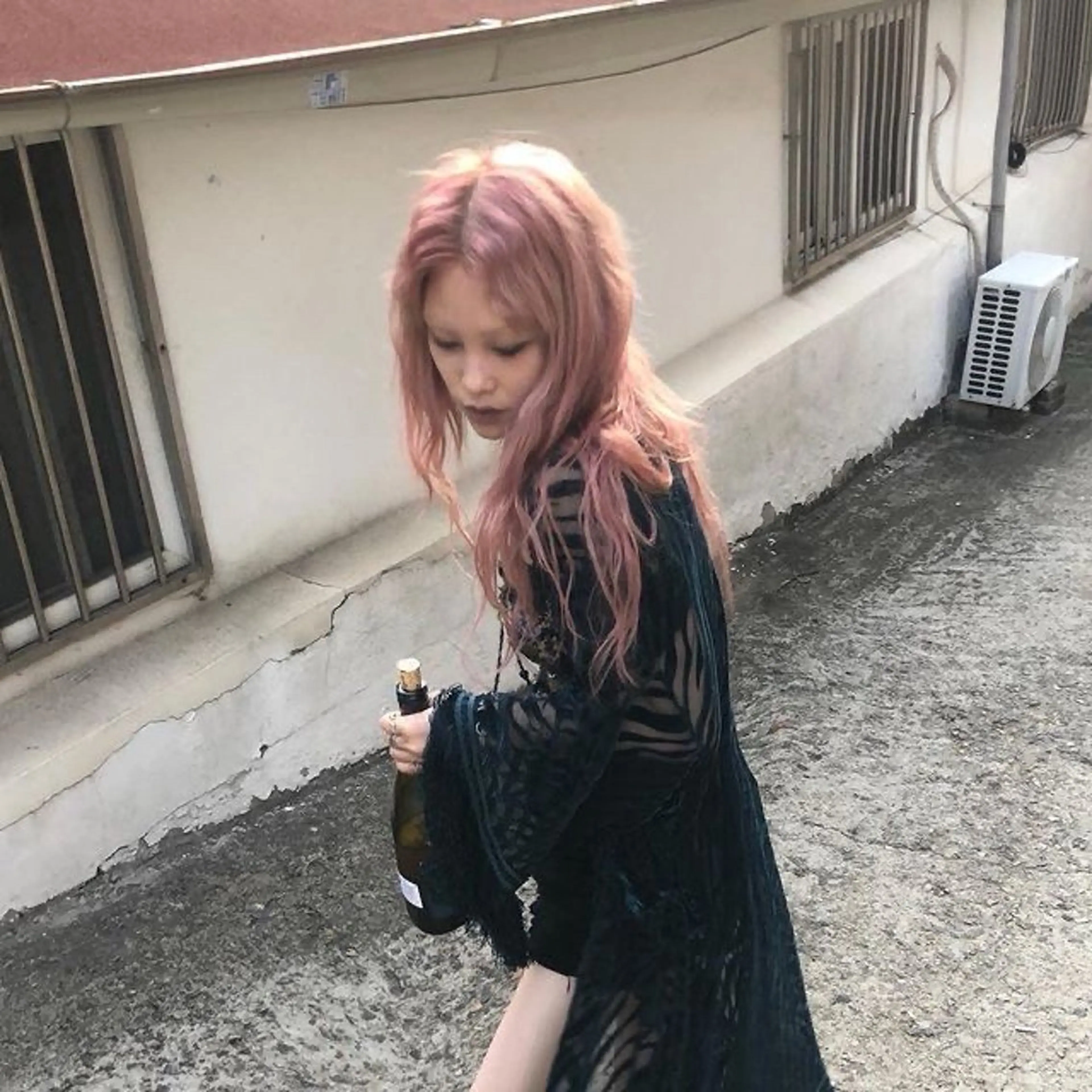 ロング カラー ヘアカラー トリートメント ヘアセット 🤍韓国ワンホンヘ ア SHIONE🤍のヘアスタイル